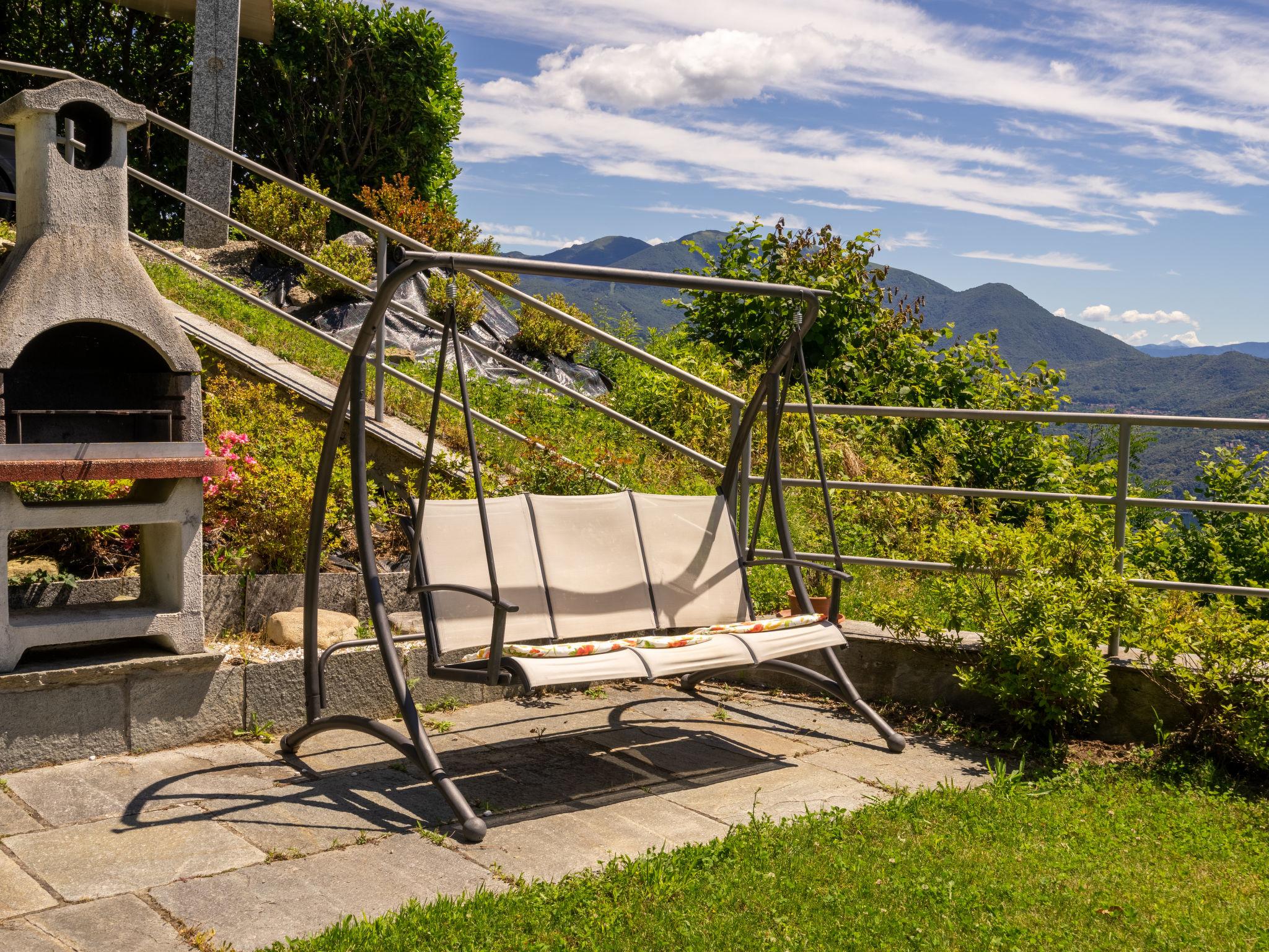 Foto 18 - Casa con 2 camere da letto a Trarego Viggiona con piscina privata e vista sulle montagne