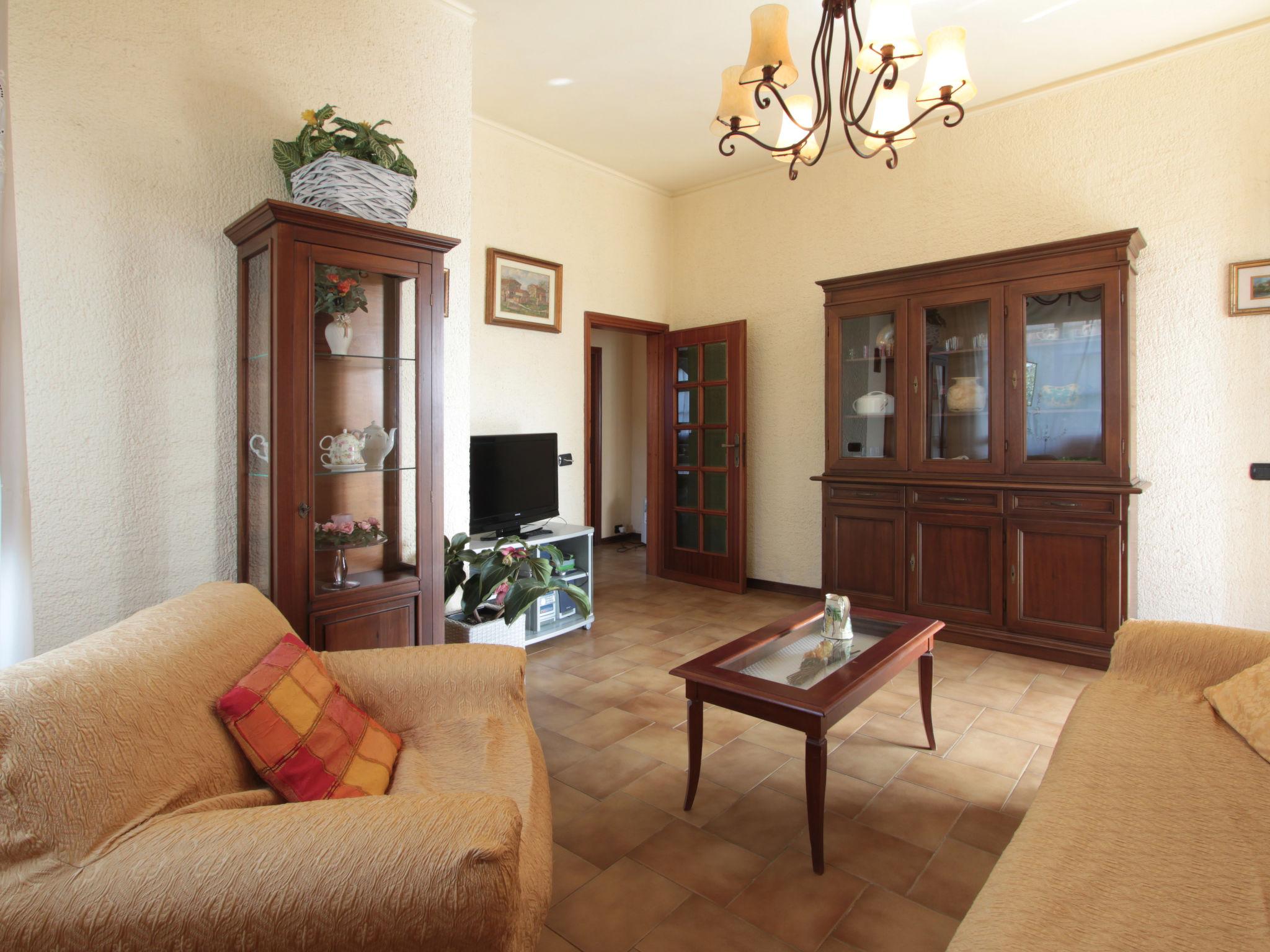 Photo 5 - Maison de 2 chambres à Forte dei Marmi avec jardin et vues à la mer