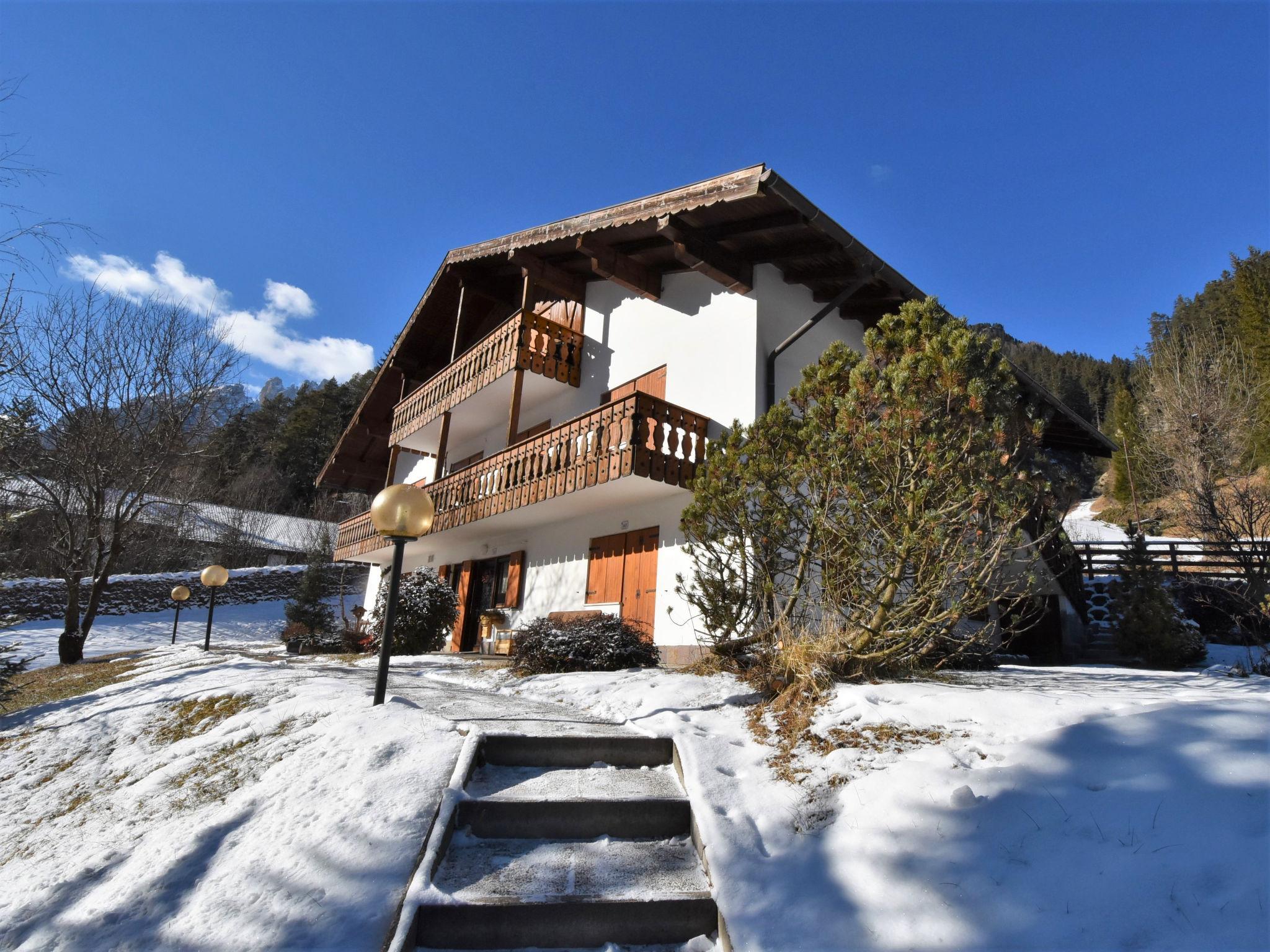 Photo 25 - Appartement de 1 chambre à Mazzin avec vues sur la montagne