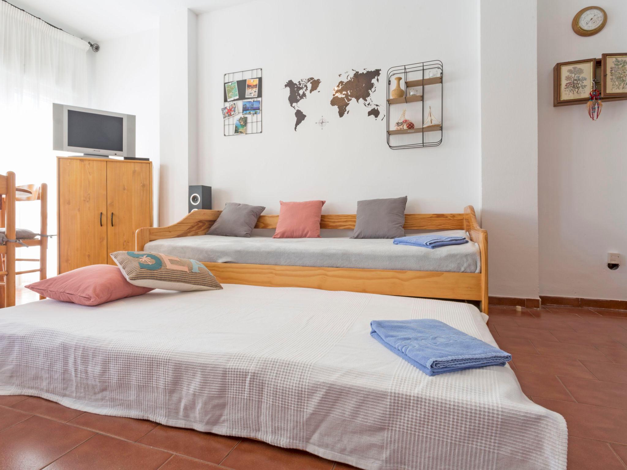 Photo 9 - Appartement de 1 chambre à Castelló d'Empúries avec terrasse et vues à la mer
