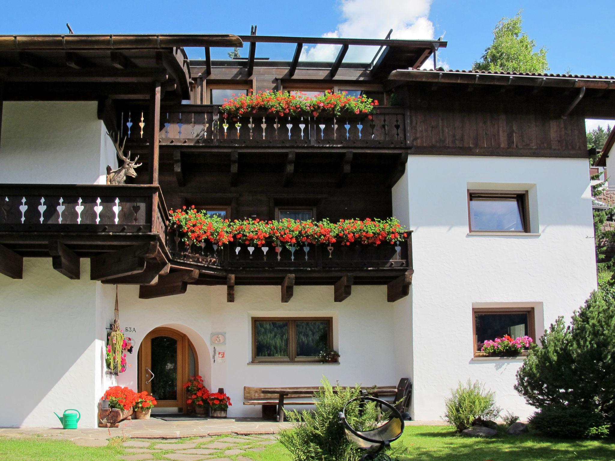 Photo 10 - Appartement de 1 chambre à Ortisei avec jardin et vues sur la montagne