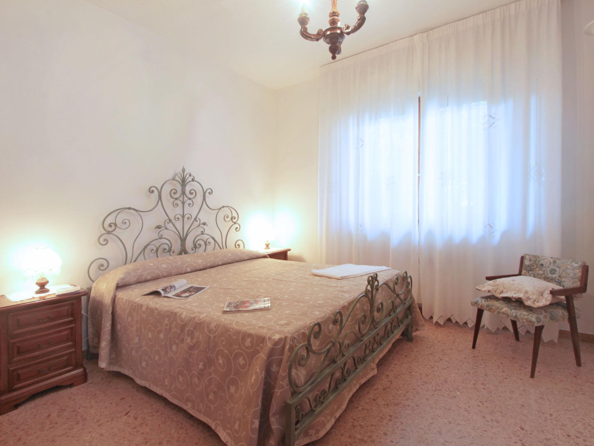 Photo 12 - 5 bedroom House in Forte dei Marmi with garden and sea view