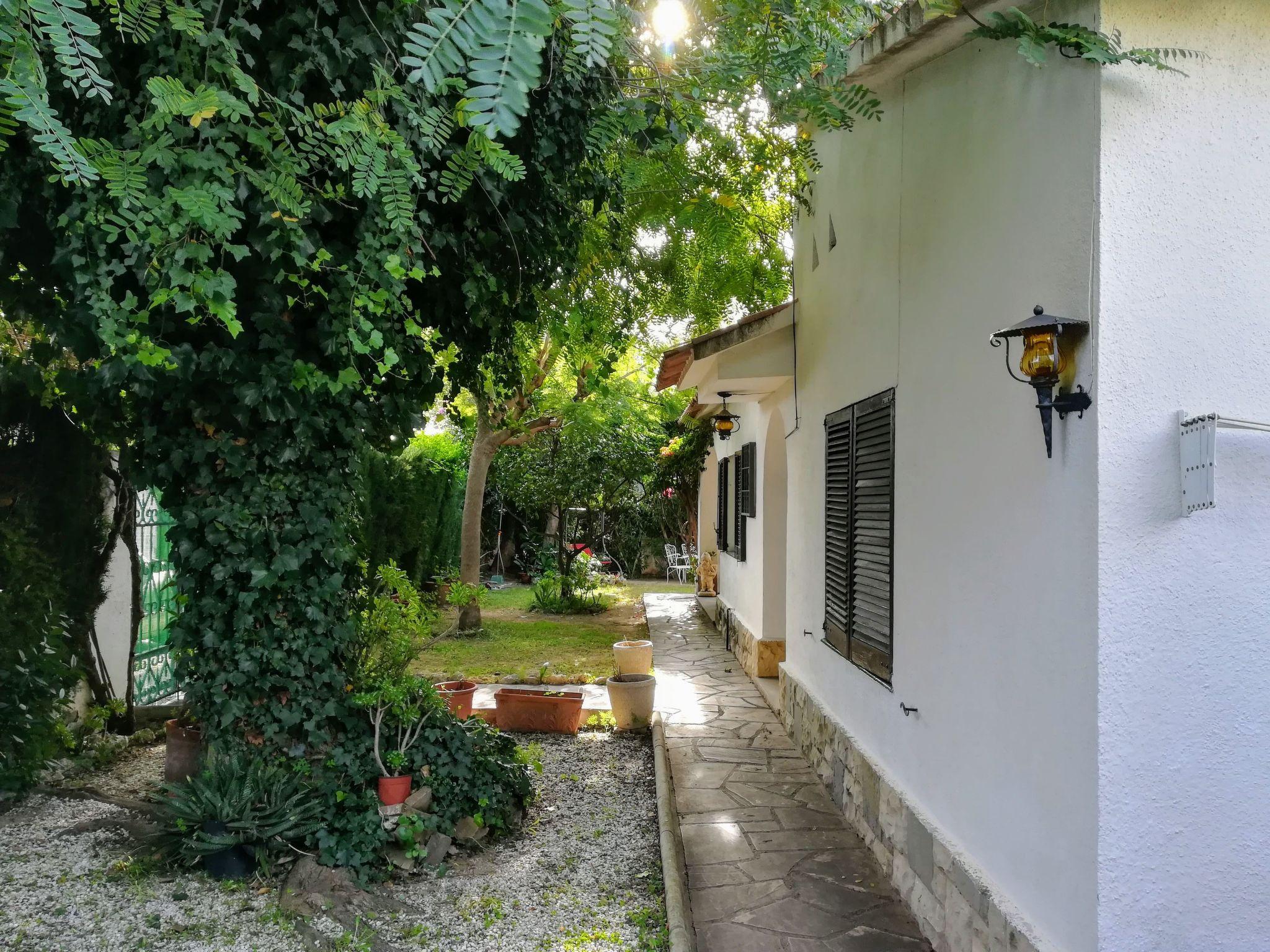 Photo 14 - Maison de 4 chambres à Cambrils avec jardin et vues à la mer