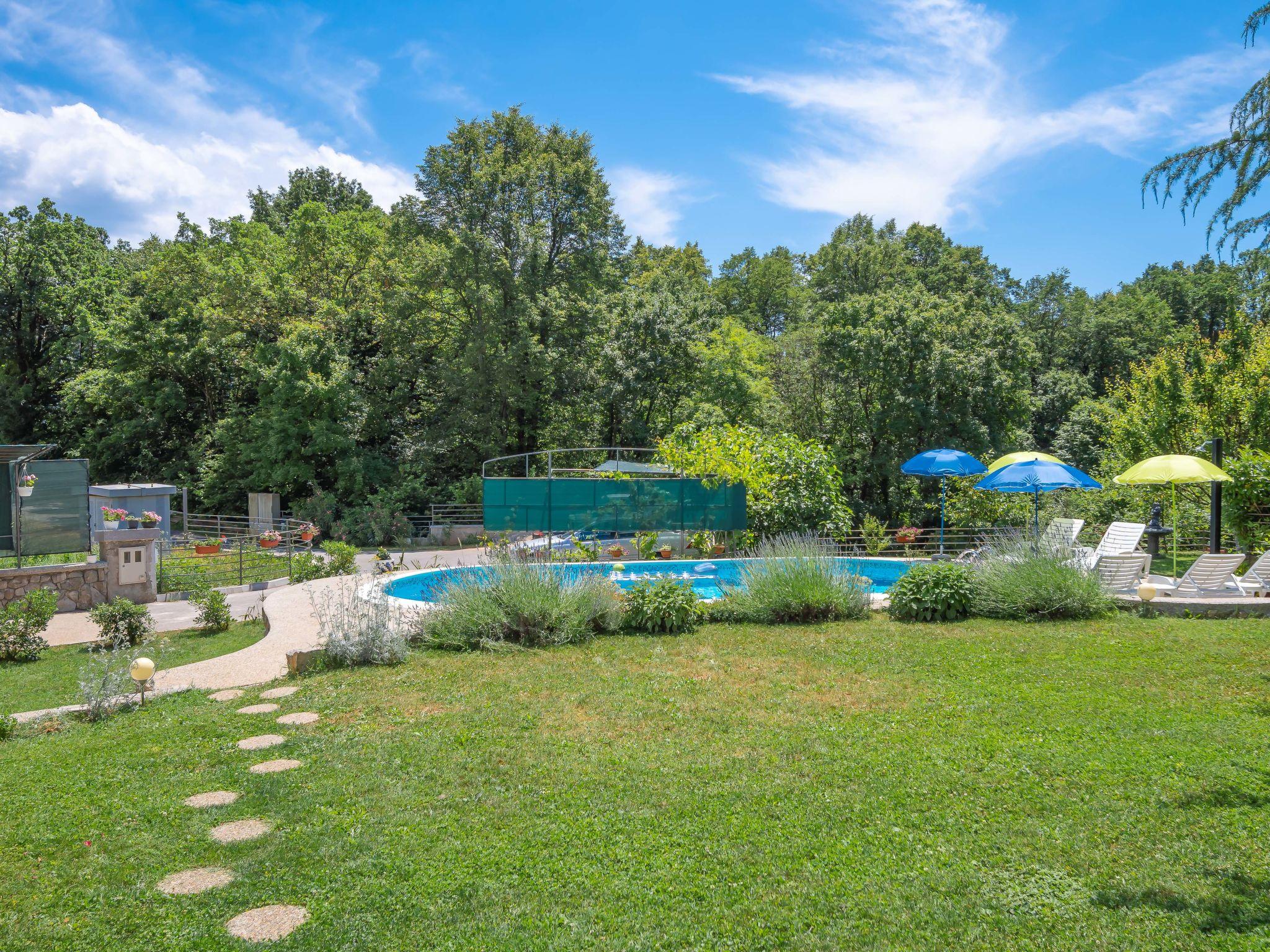 Foto 23 - Casa con 4 camere da letto a Matulji con piscina privata e terrazza