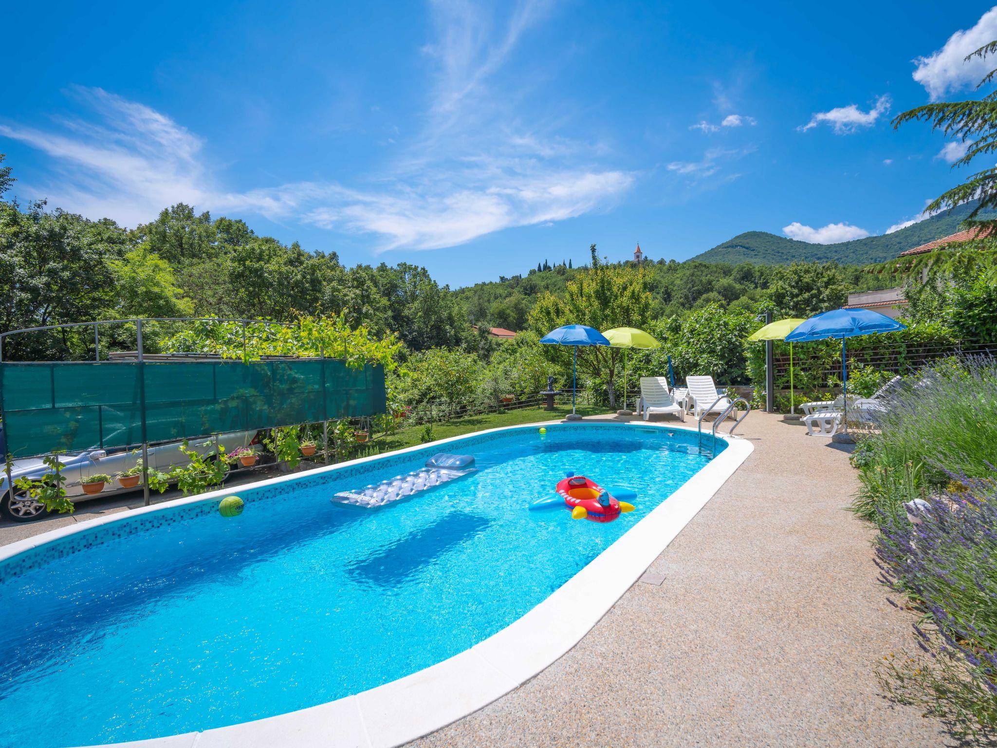 Foto 6 - Casa de 4 quartos em Matulji com piscina privada e terraço