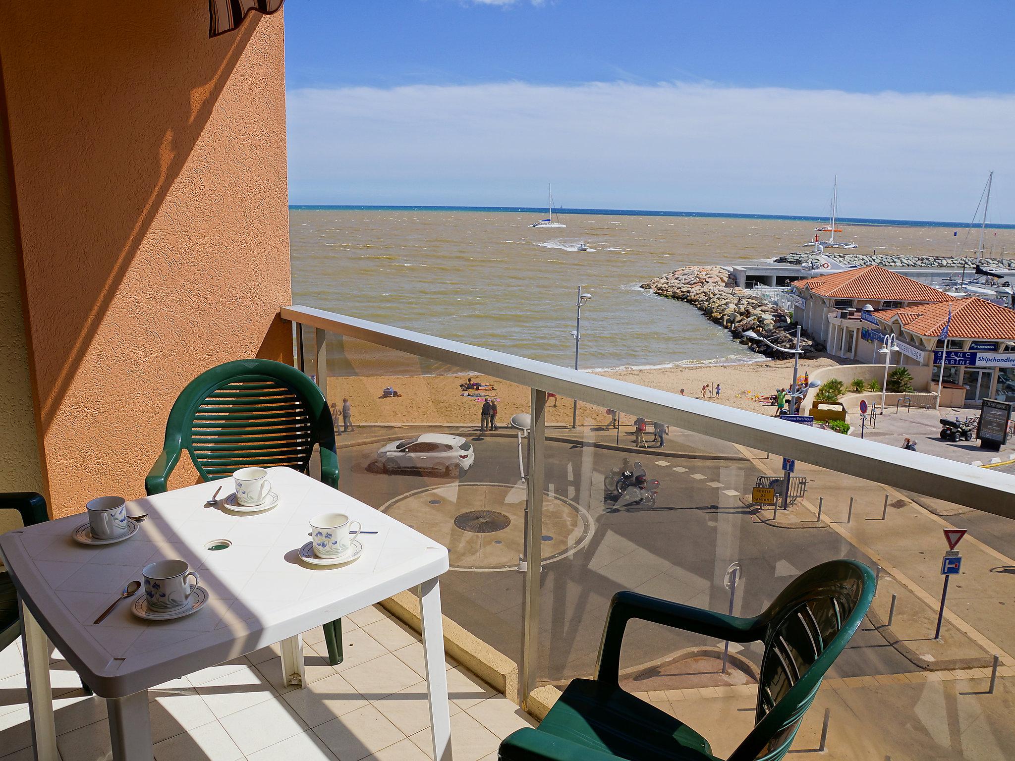 Foto 7 - Apartamento de 1 quarto em Fréjus com terraço e vistas do mar