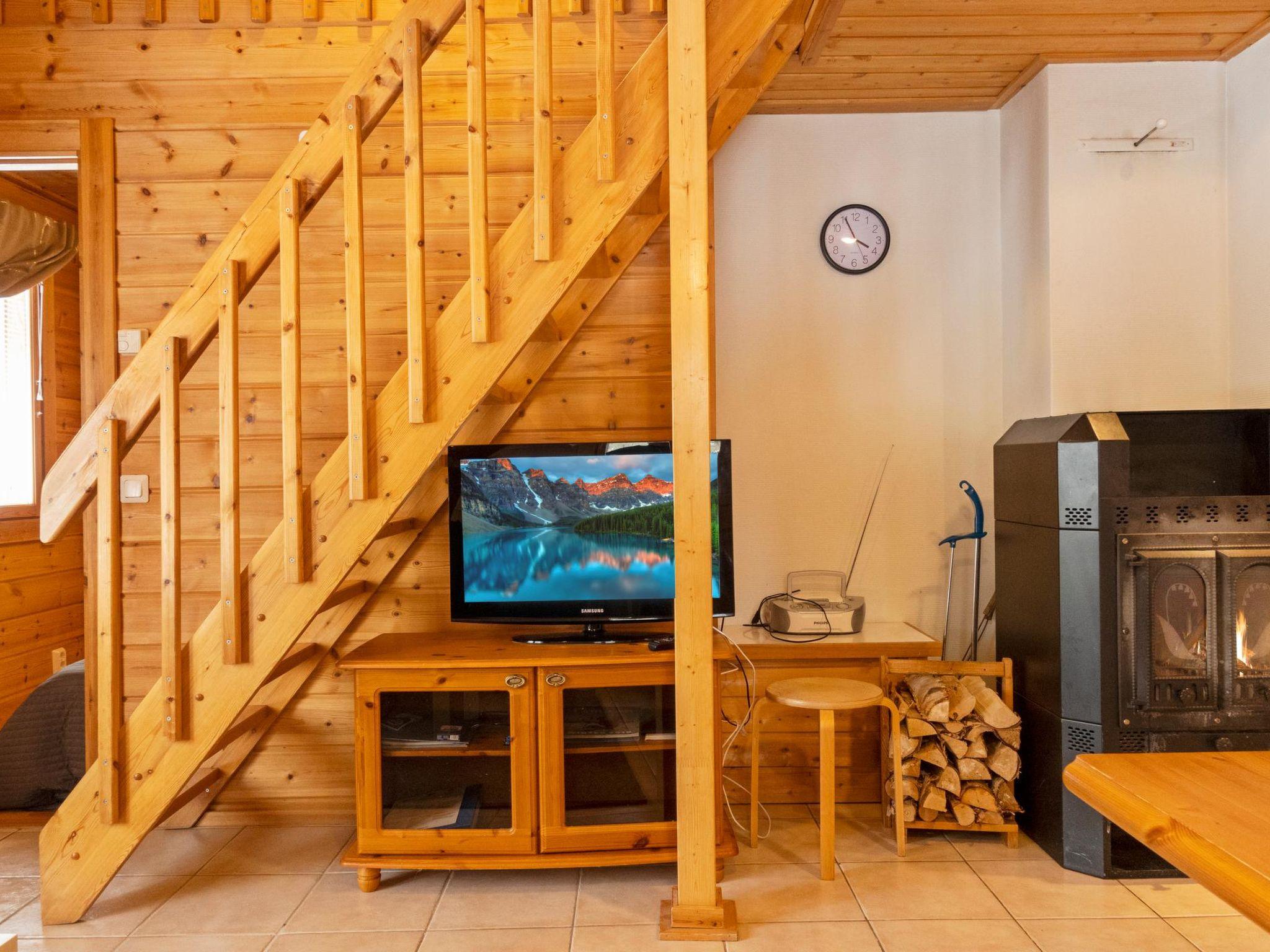 Foto 9 - Casa de 3 quartos em Kittilä com sauna e vista para a montanha