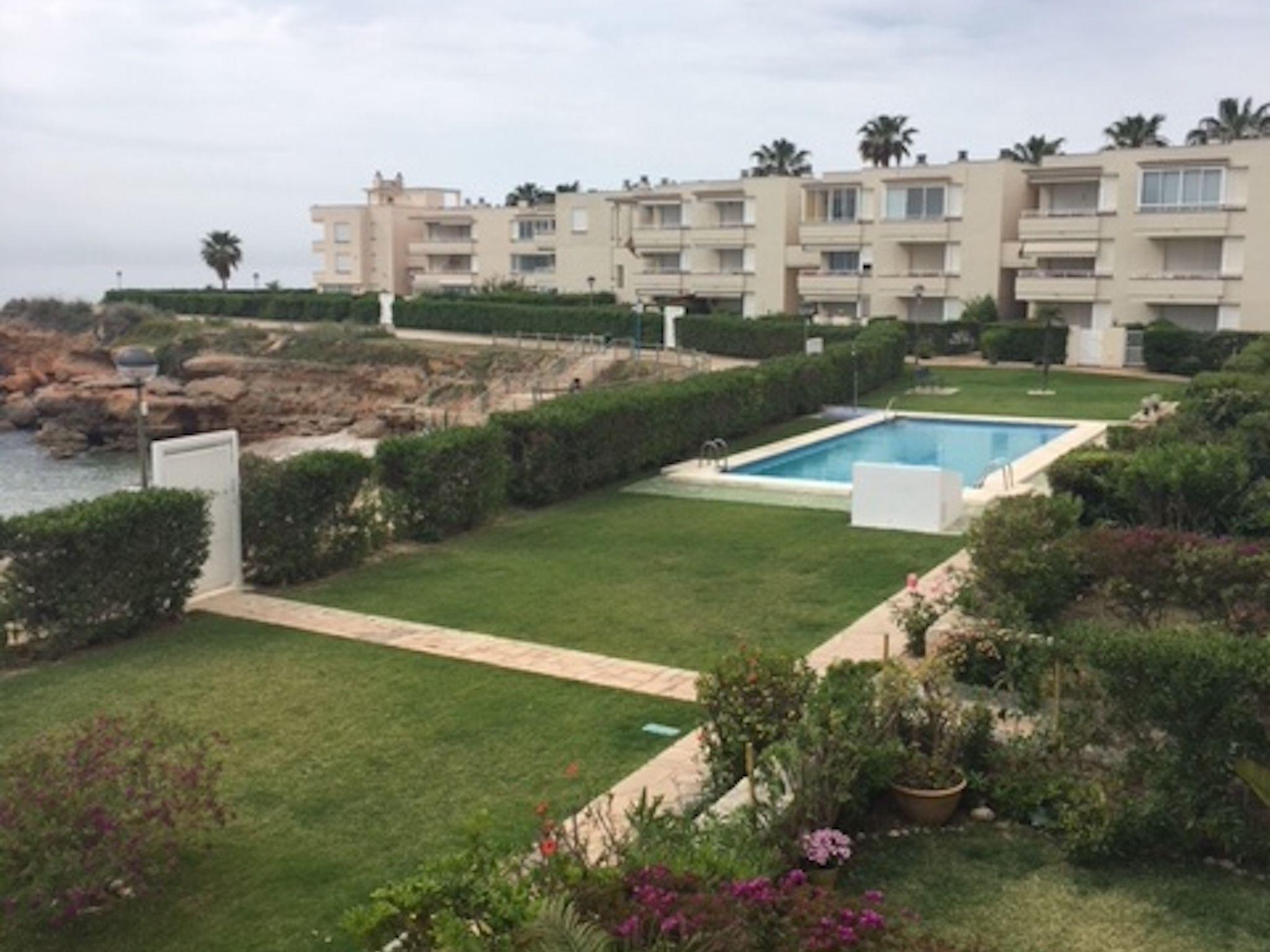 Photo 2 - 2 bedroom Apartment in Vinaròs with swimming pool and sea view