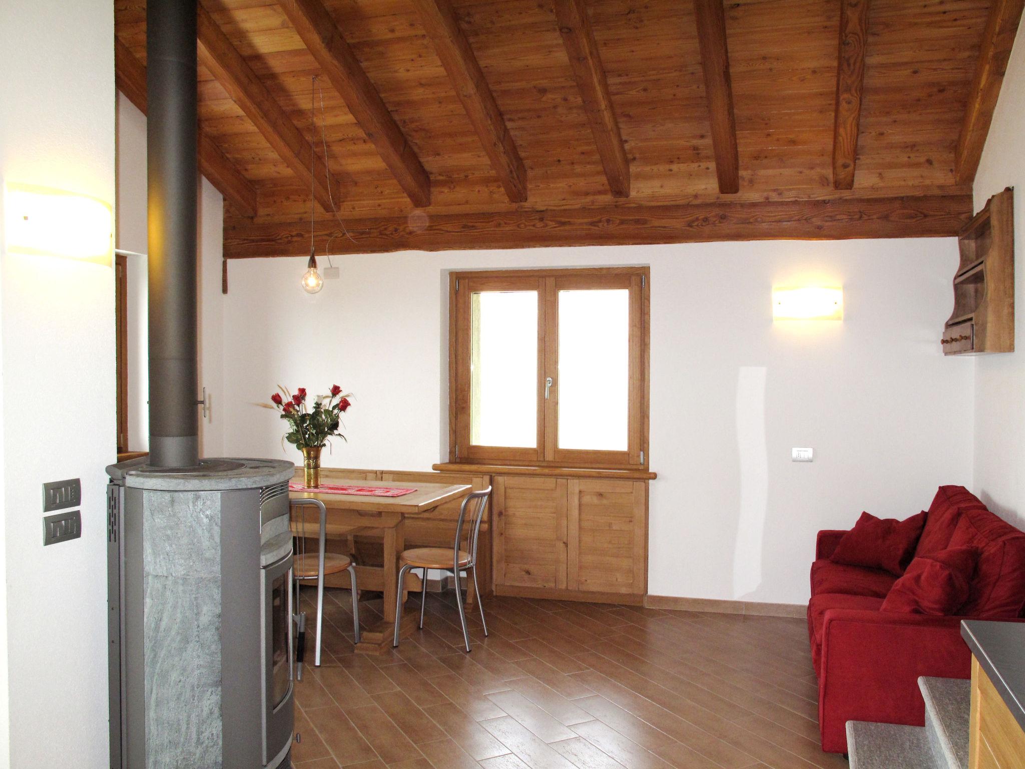 Photo 7 - 2 bedroom House in Peglio with garden and mountain view