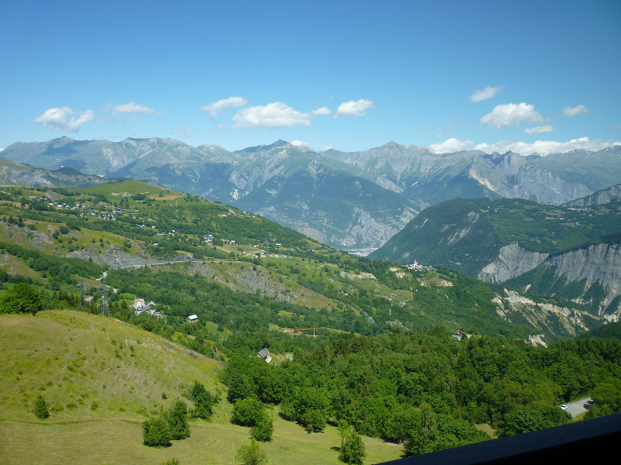 Foto 12 - Appartamento con 1 camera da letto a Villarembert con piscina e vista sulle montagne