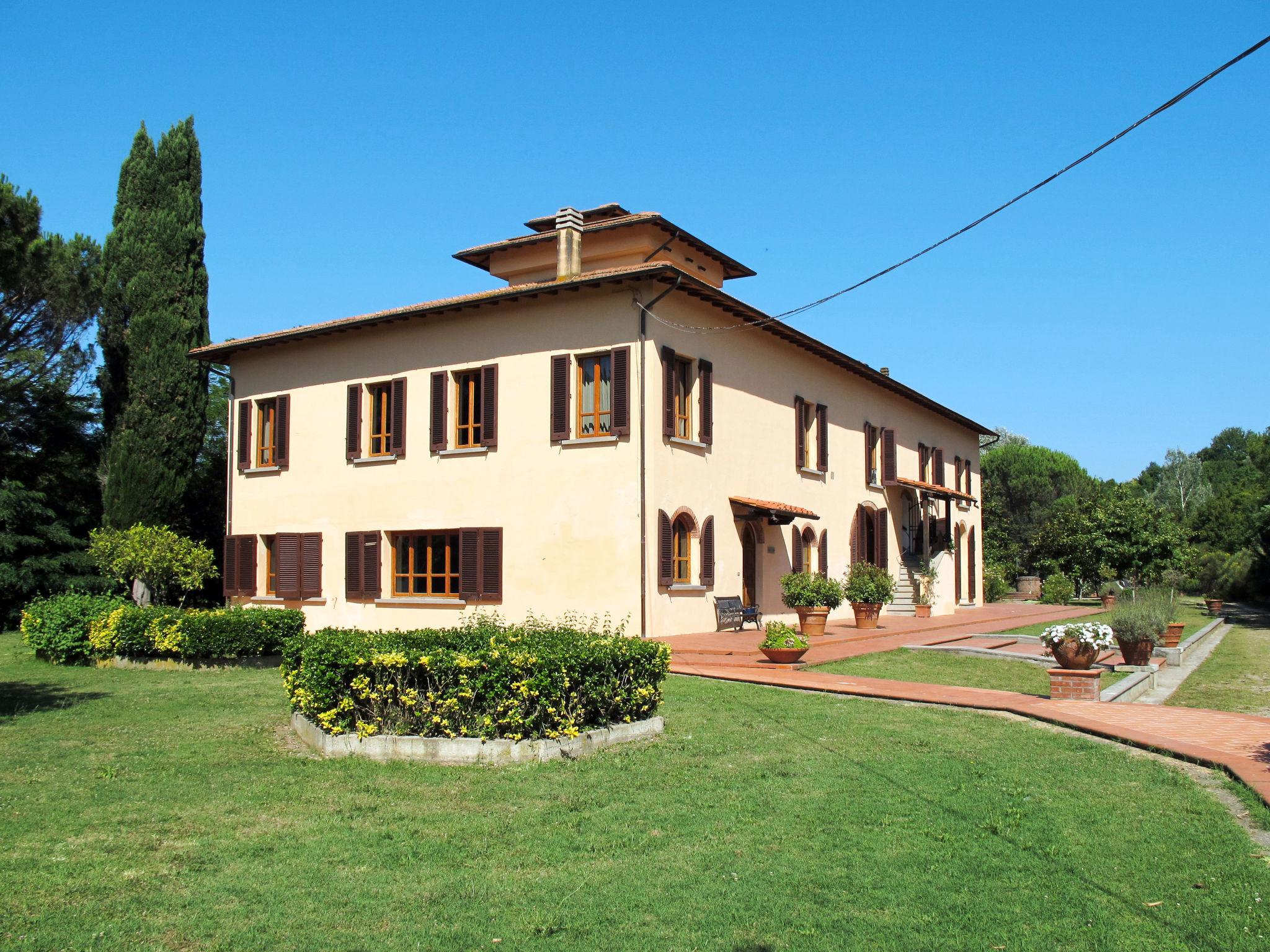 Foto 6 - Casa con 7 camere da letto a San Miniato con piscina privata e giardino