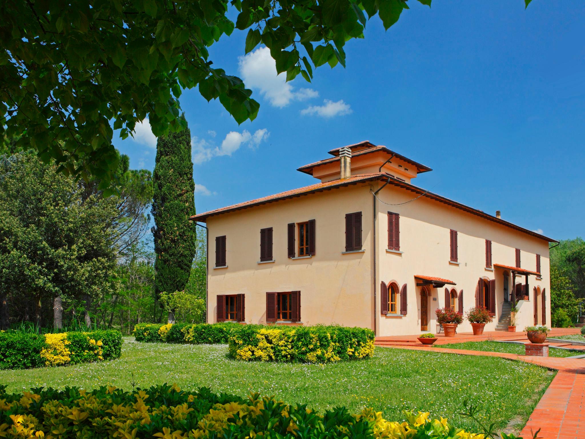 Foto 1 - Casa de 7 quartos em San Miniato com piscina privada e jardim