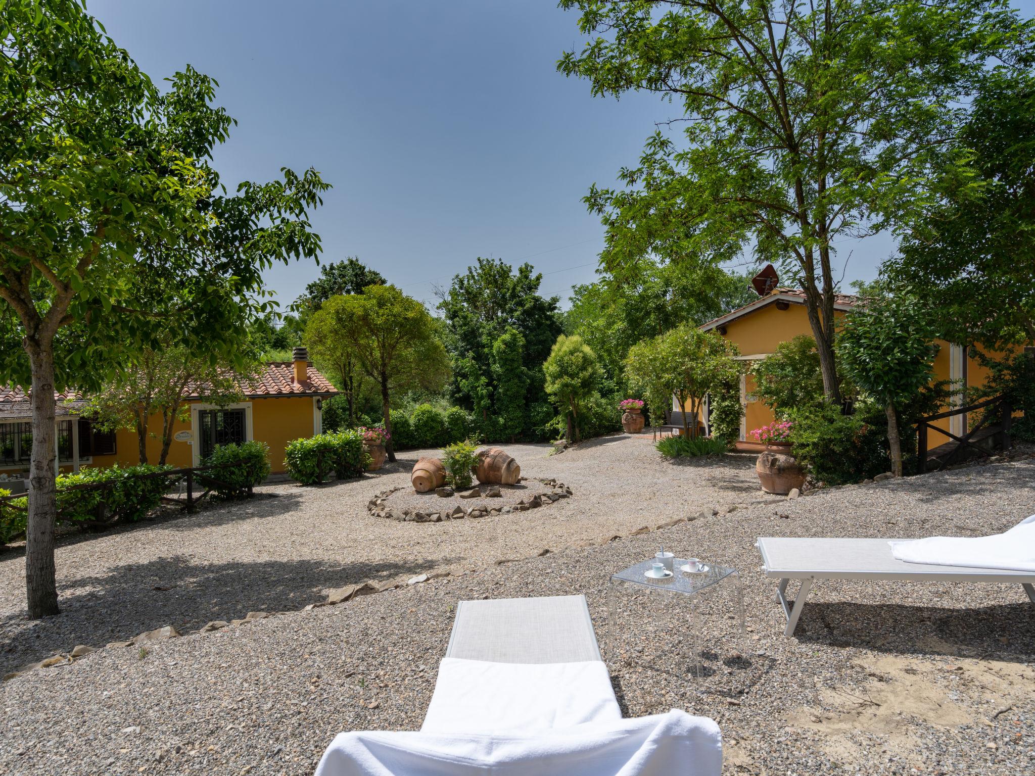 Photo 6 - Maison de 5 chambres à Montevarchi avec piscine privée et jardin