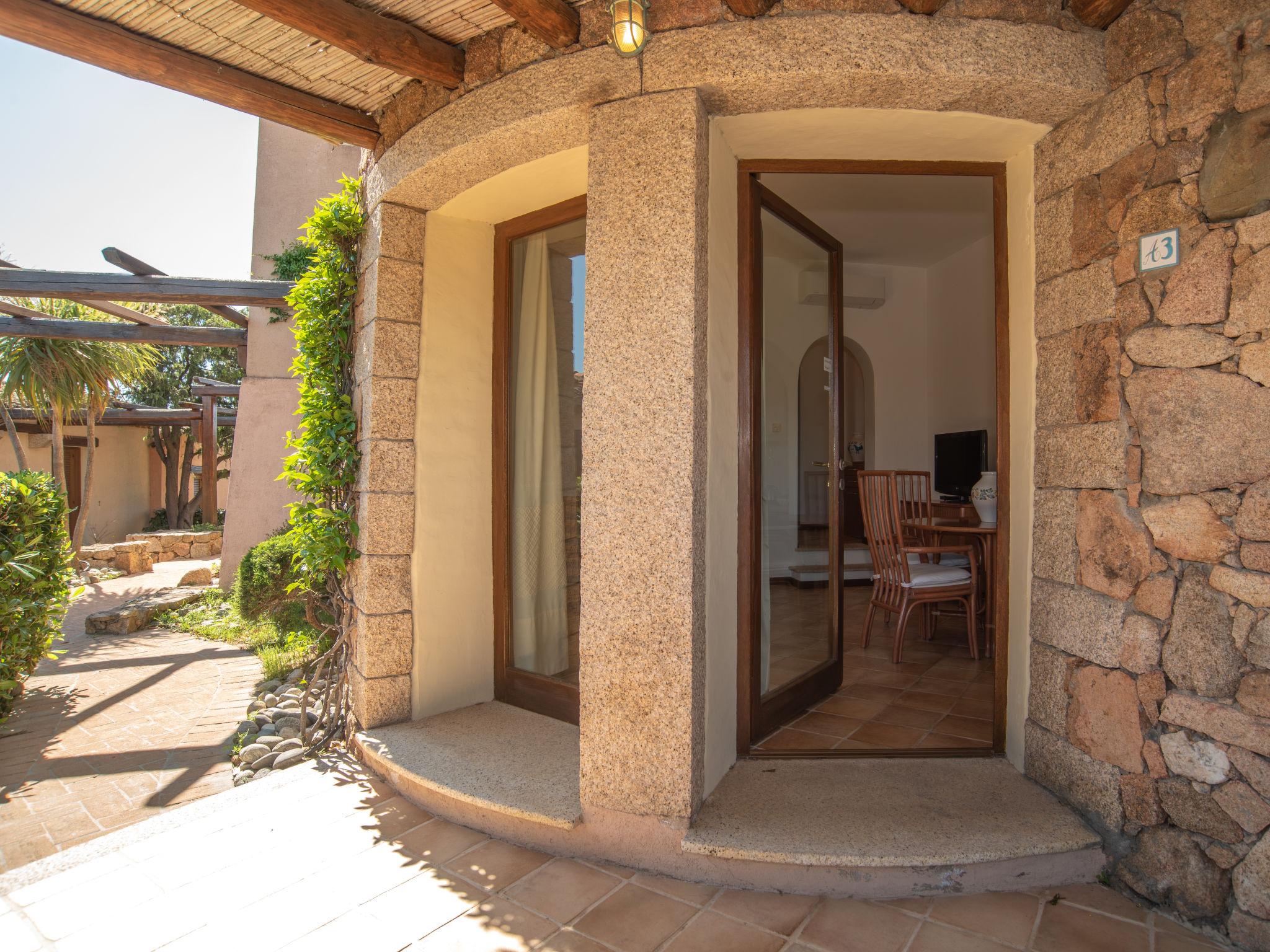 Foto 18 - Casa con 1 camera da letto a Loiri Porto San Paolo con piscina e vista mare