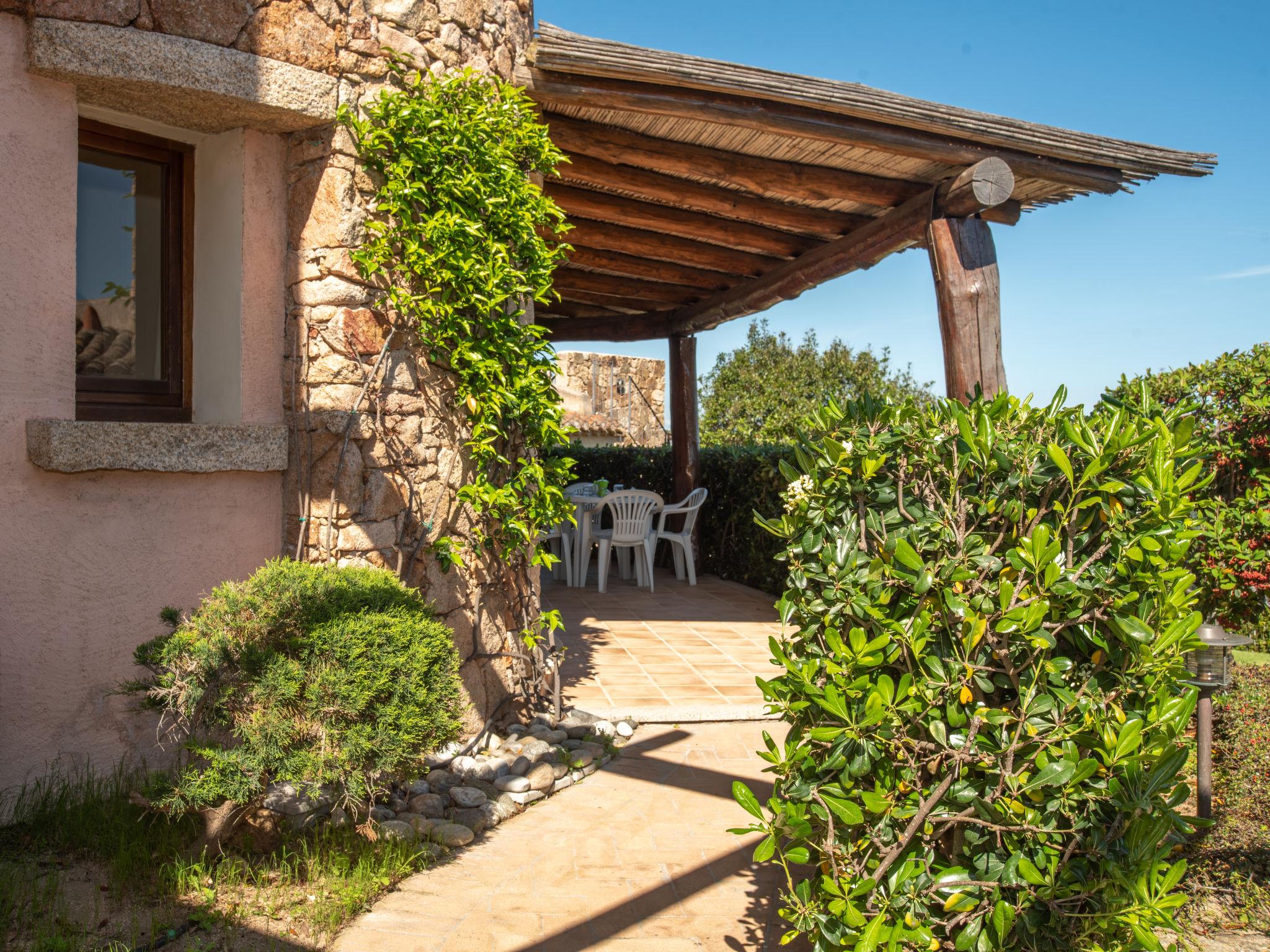 Foto 5 - Casa de 1 quarto em Loiri Porto San Paolo com piscina e jardim