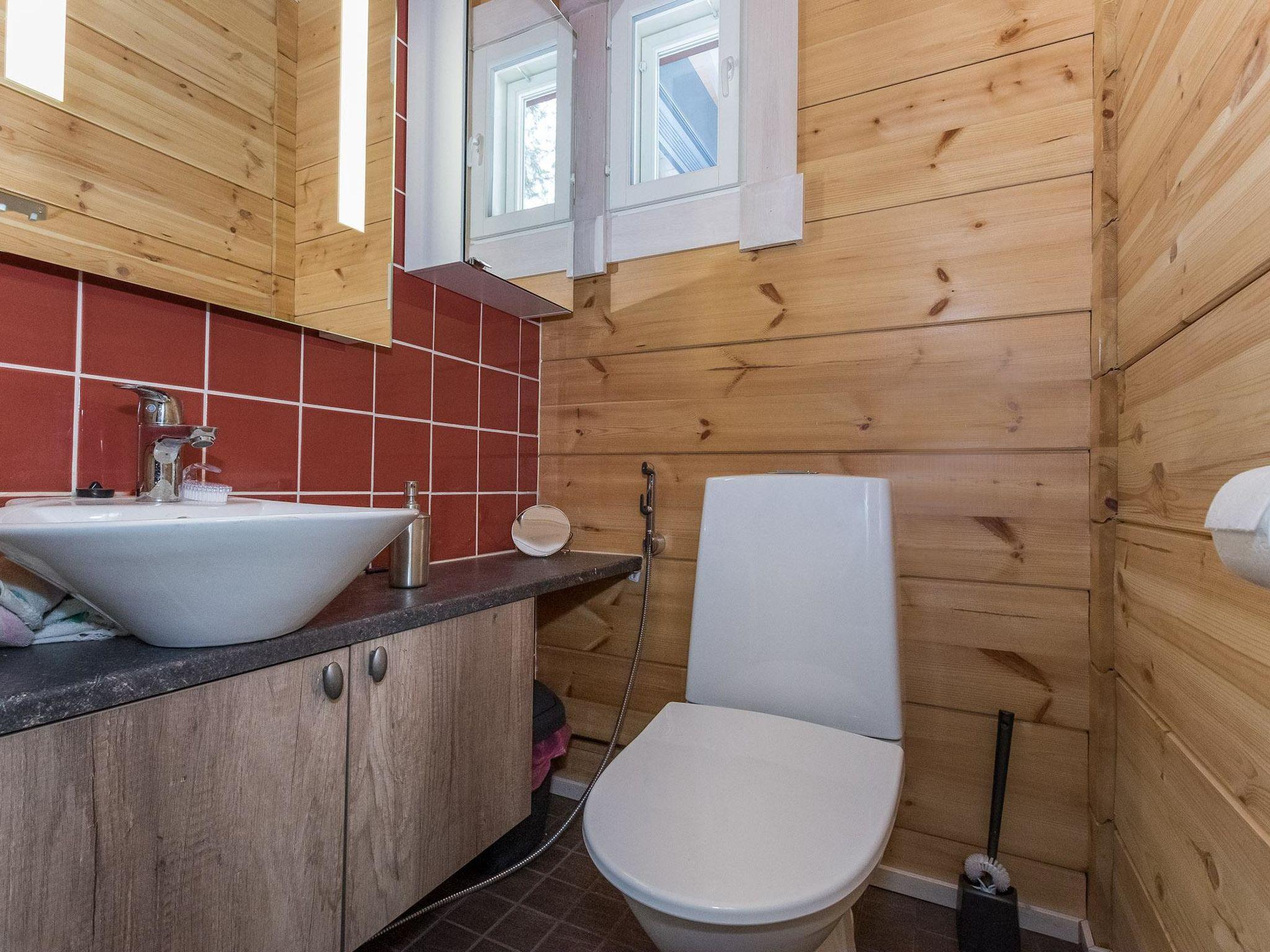 Foto 20 - Casa con 2 camere da letto a Ruovesi con sauna e vasca idromassaggio