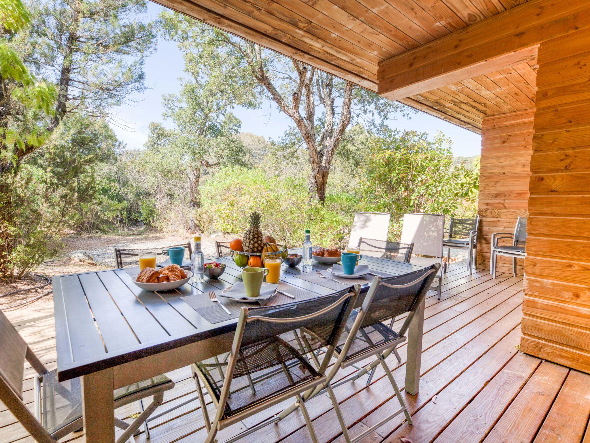 Foto 14 - Appartamento con 2 camere da letto a Porto-Vecchio con piscina e giardino