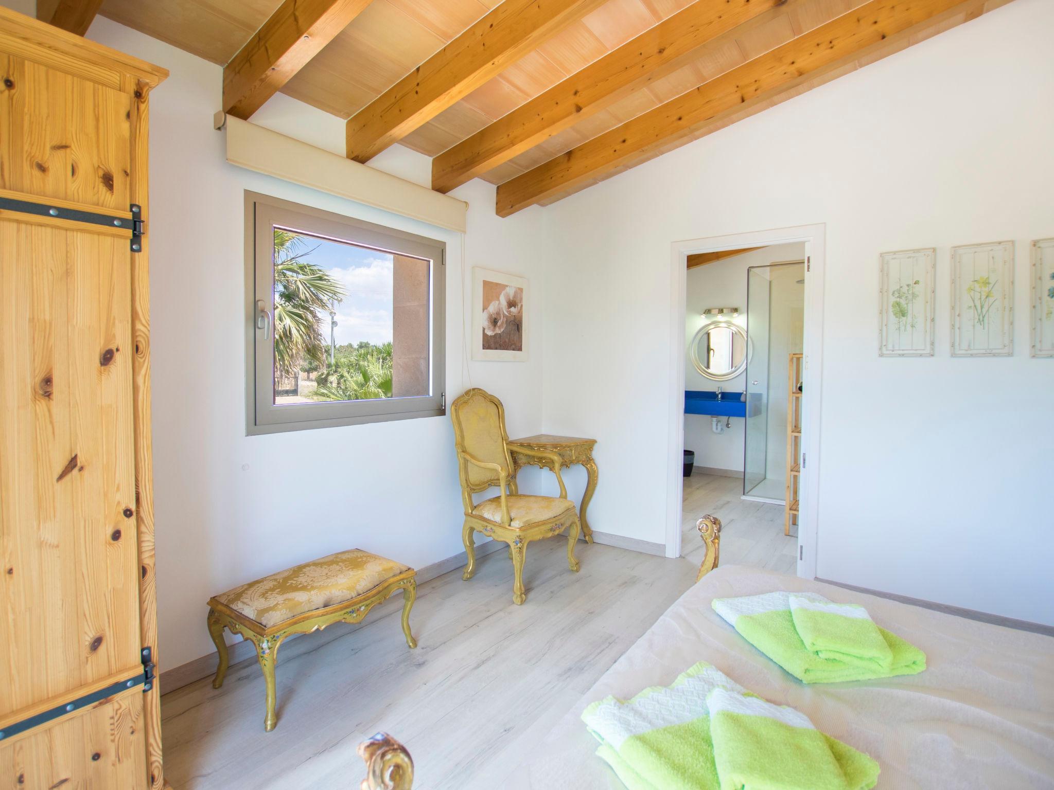 Photo 15 - 4 bedroom House in Maria de la Salut with private pool and garden