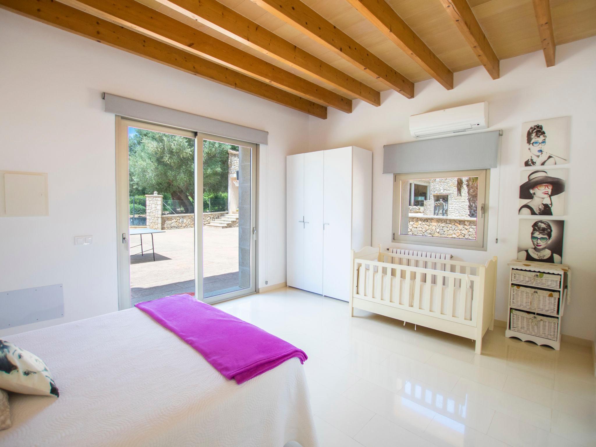 Photo 11 - 4 bedroom House in Maria de la Salut with private pool and garden