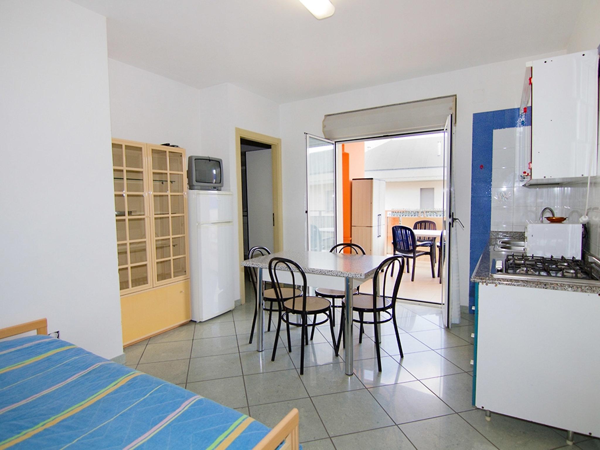 Photo 3 - 1 bedroom Apartment in San Benedetto del Tronto