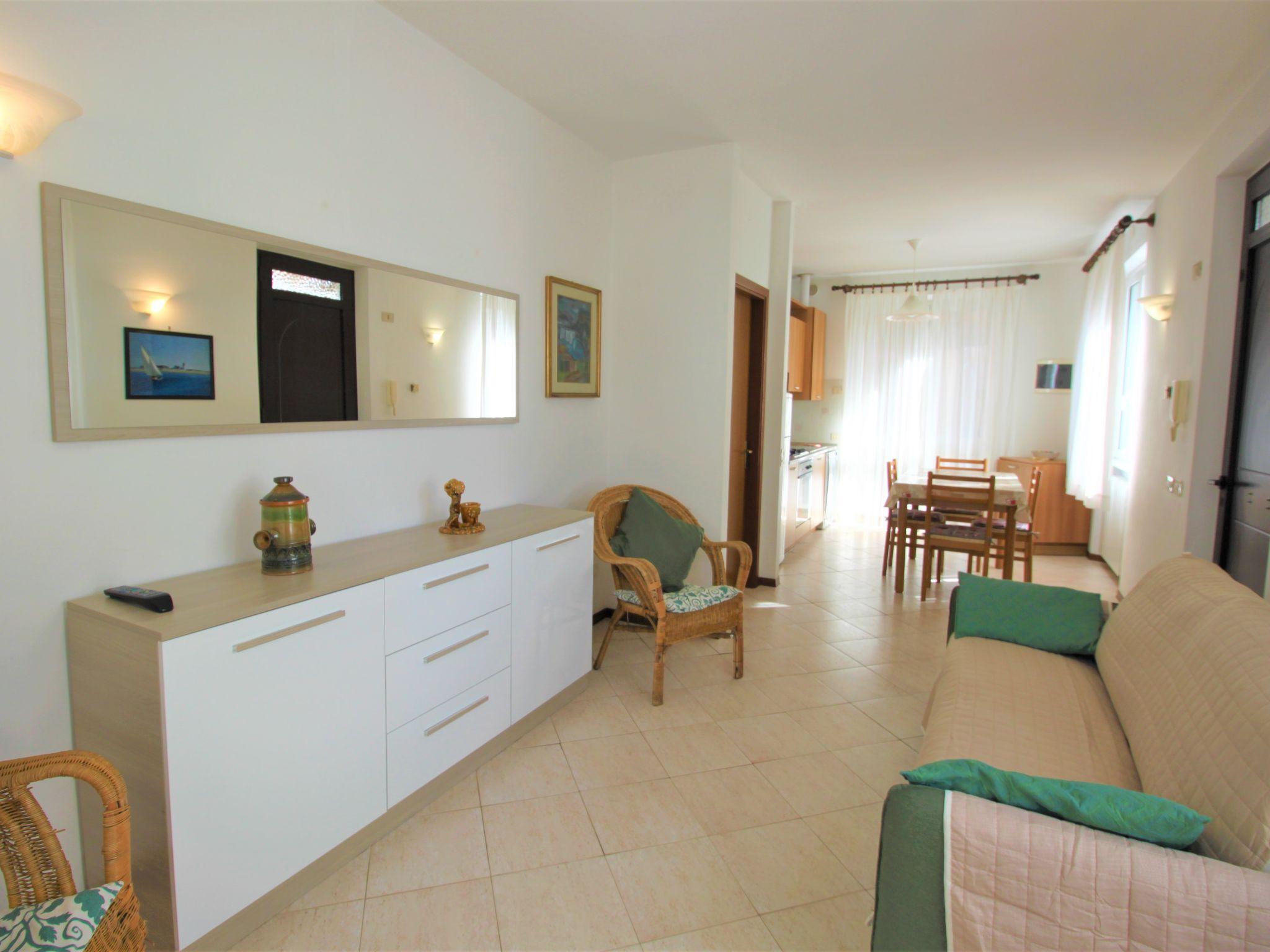 Photo 6 - 2 bedroom House in Pietrasanta with garden and terrace