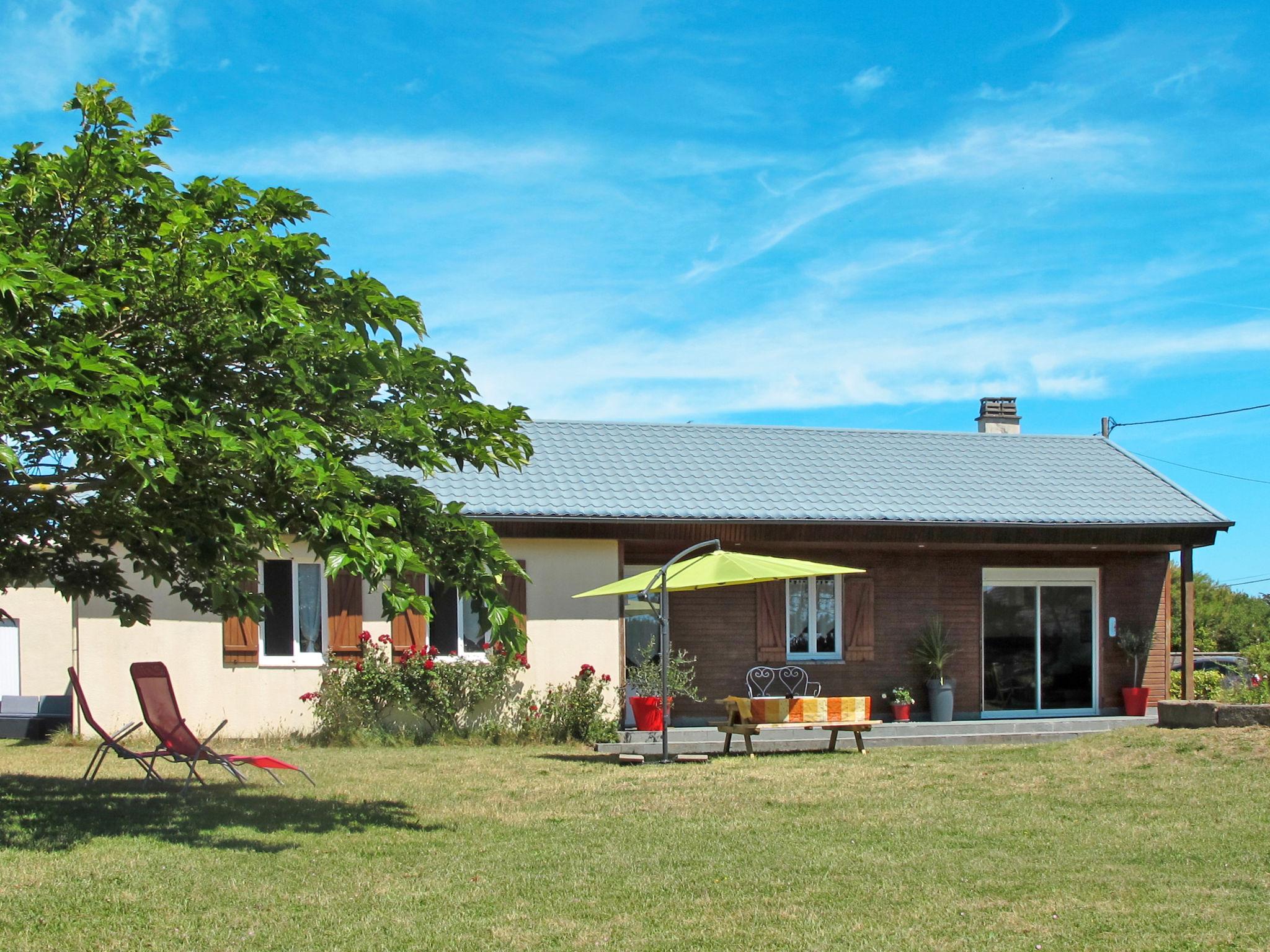 Foto 1 - Casa de 3 habitaciones en Gouville-sur-Mer con jardín