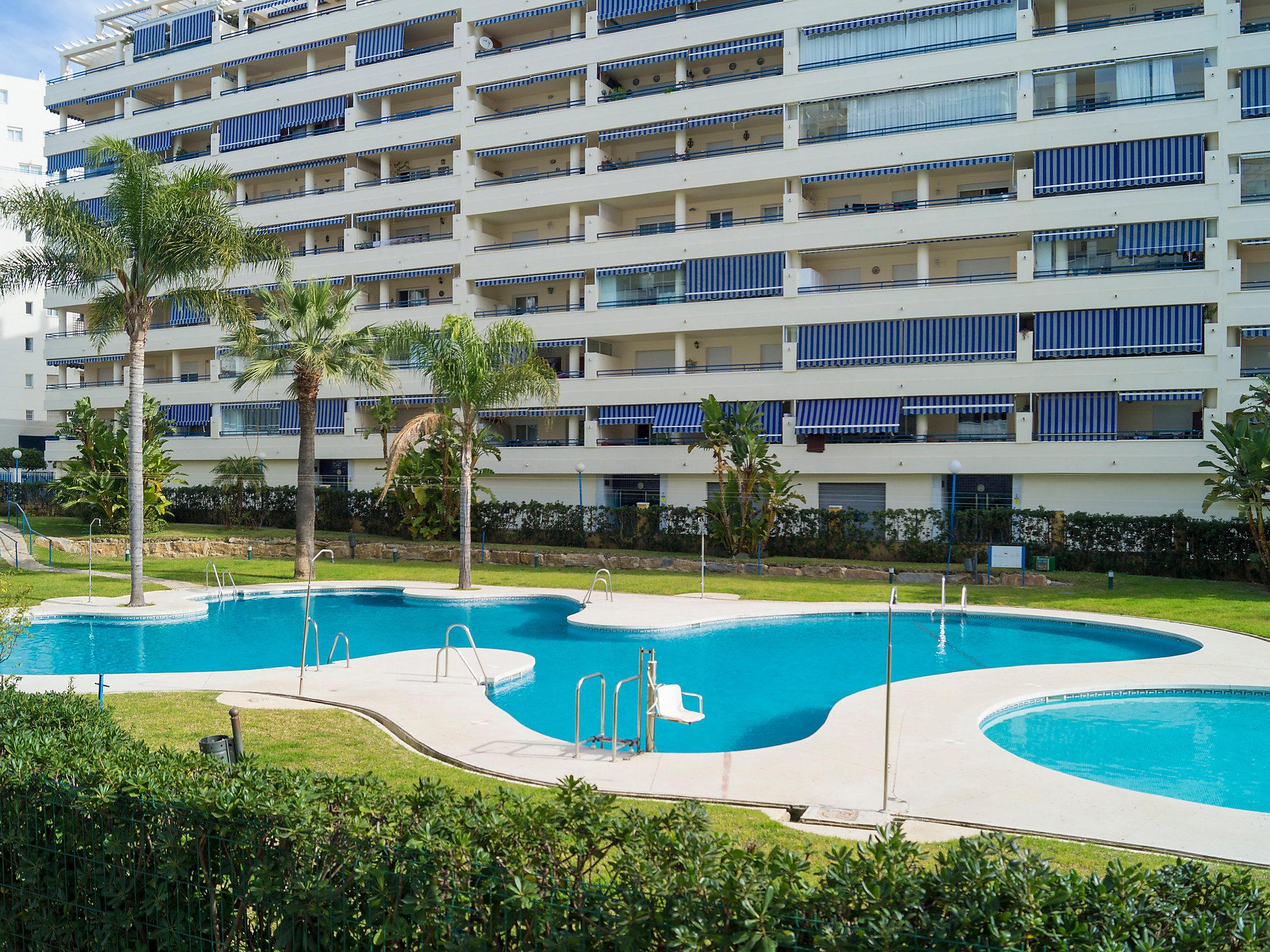 Foto 25 - Apartamento de 2 quartos em Marbella com piscina e jardim