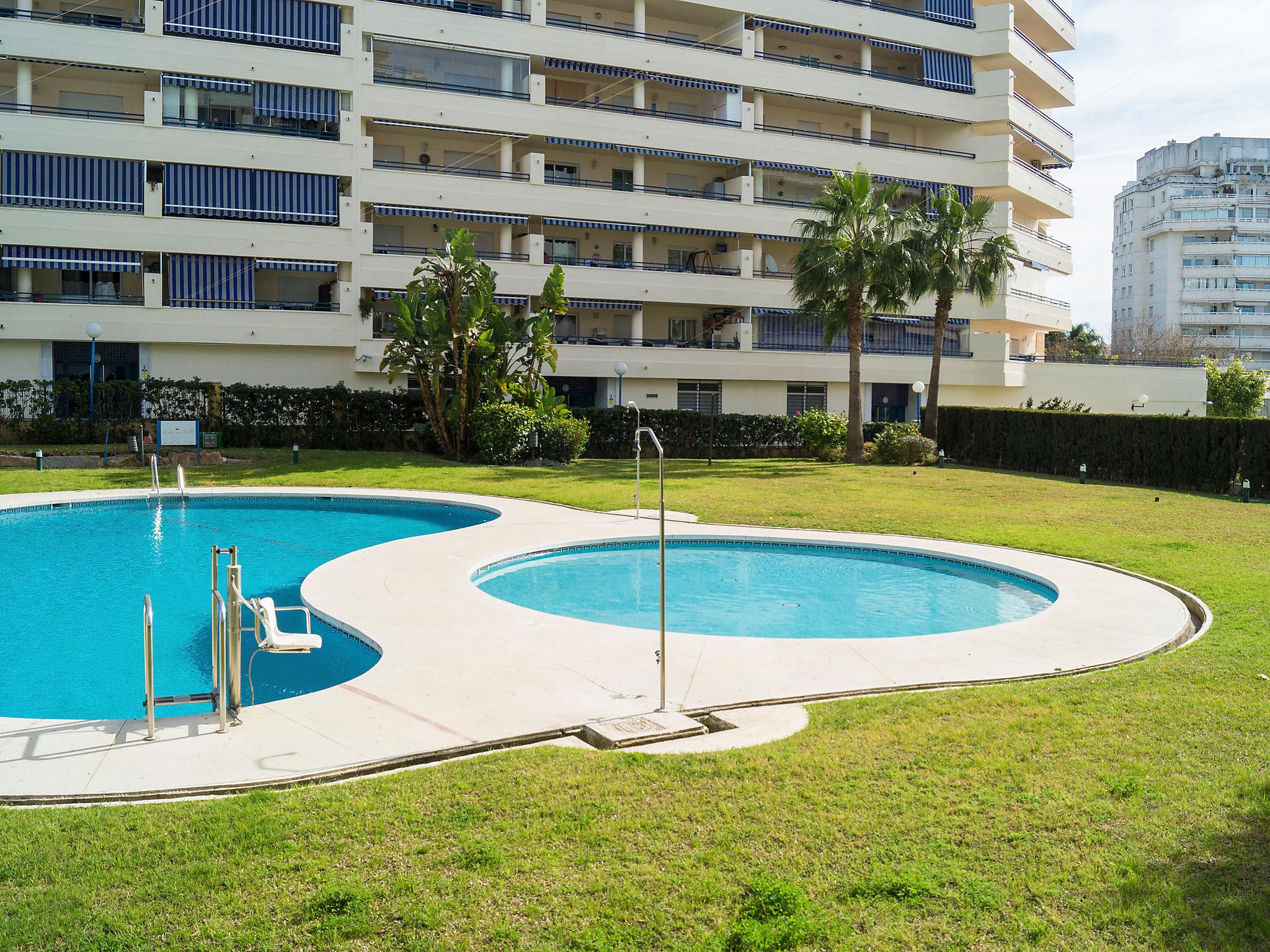 Foto 26 - Apartamento de 2 quartos em Marbella com piscina e jardim