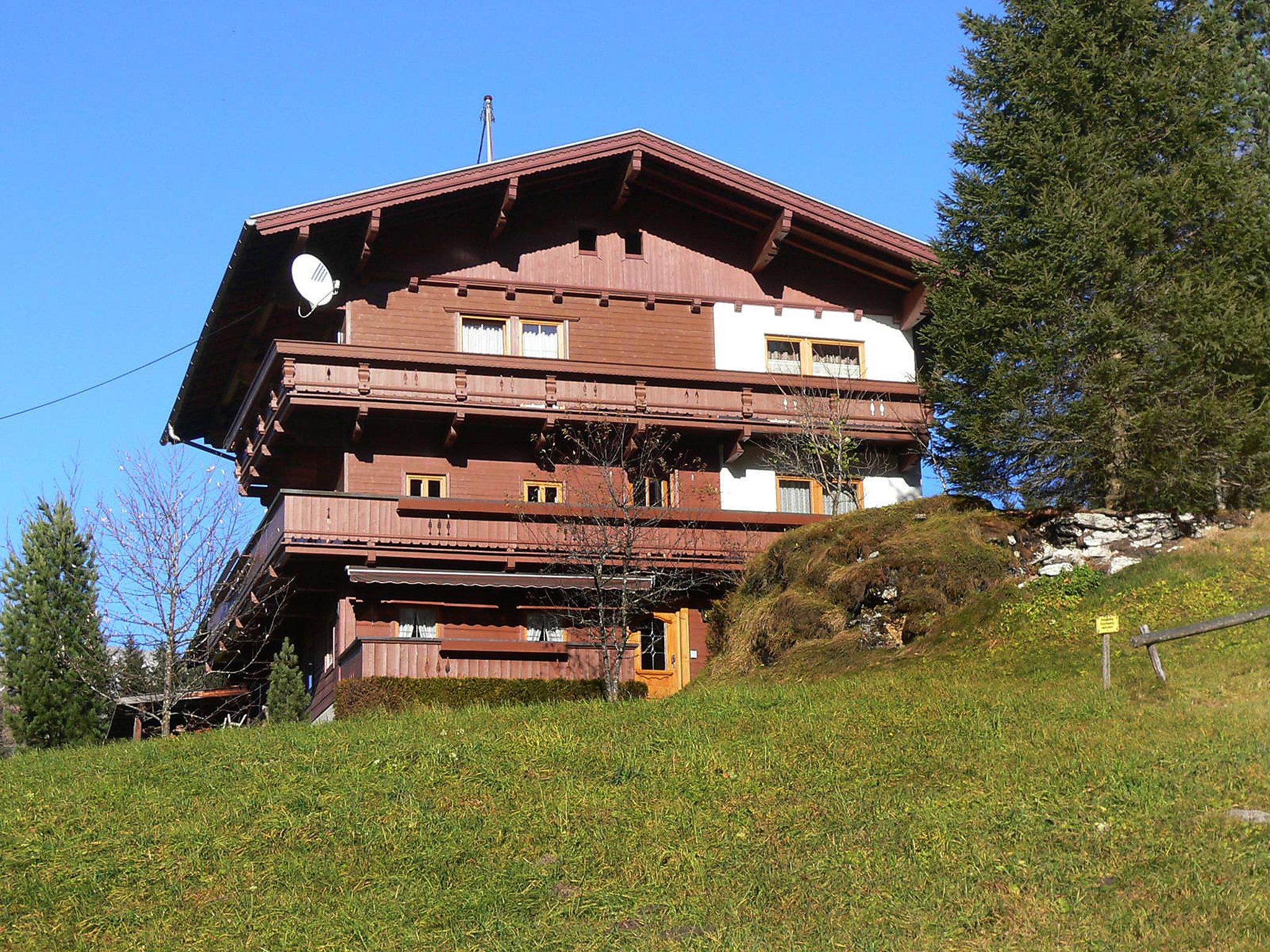 Photo 1 - Maison de 8 chambres à Tux avec jardin et vues sur la montagne