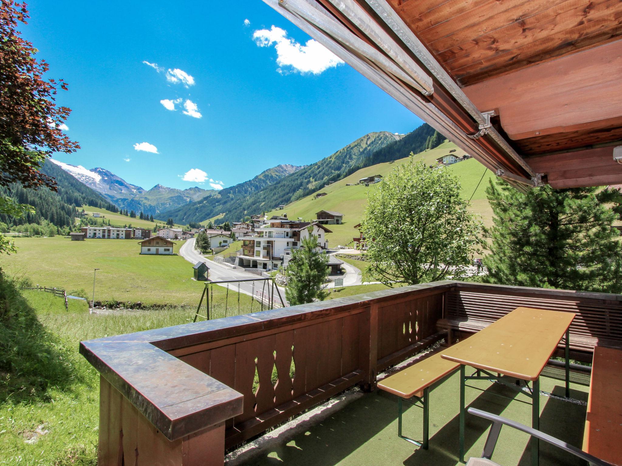 Foto 5 - Haus mit 8 Schlafzimmern in Tux mit garten und blick auf die berge