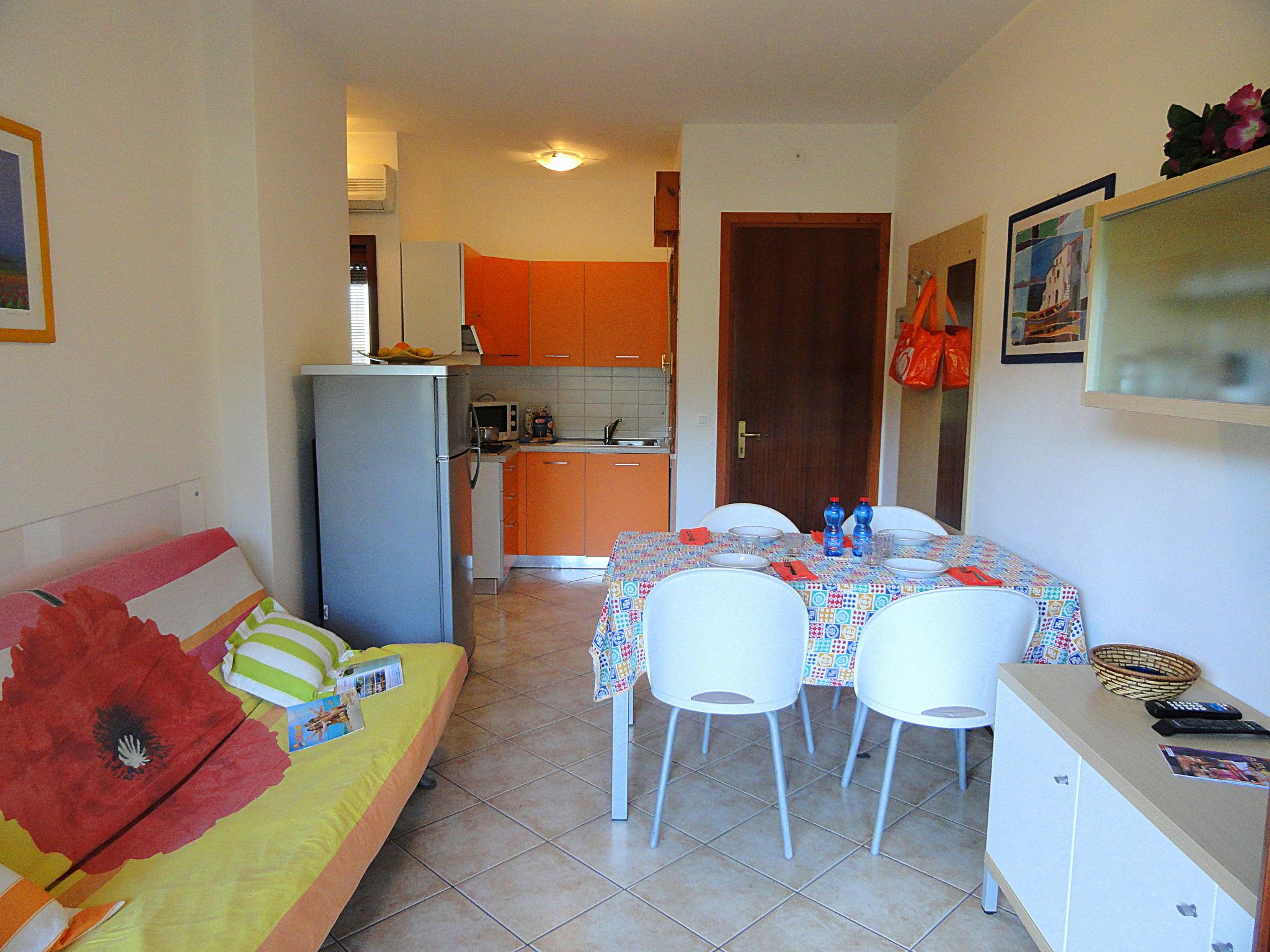 Foto 7 - Apartamento de 1 quarto em San Michele al Tagliamento com piscina e jardim