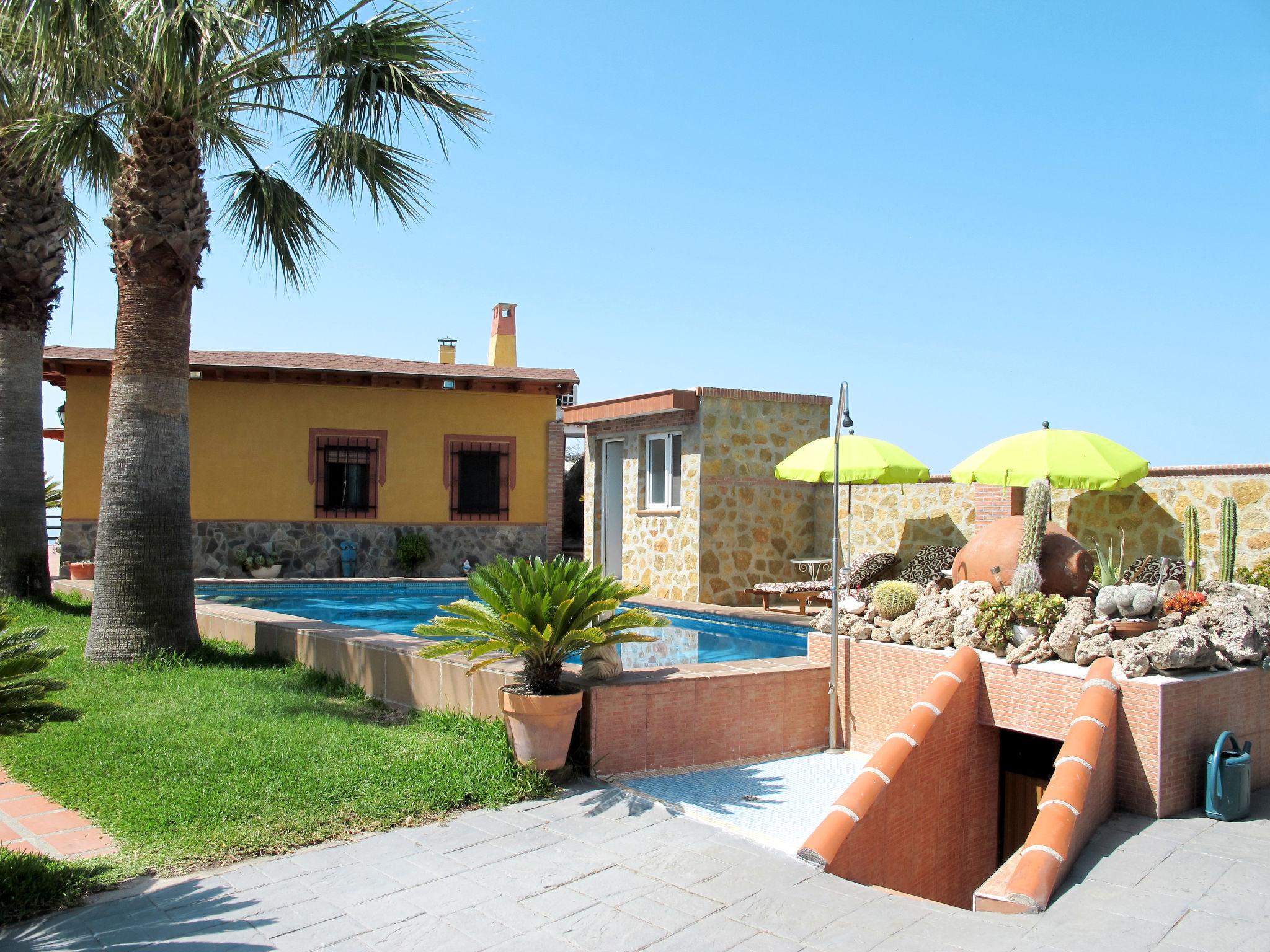 Photo 23 - 2 bedroom House in Motril with private pool and garden