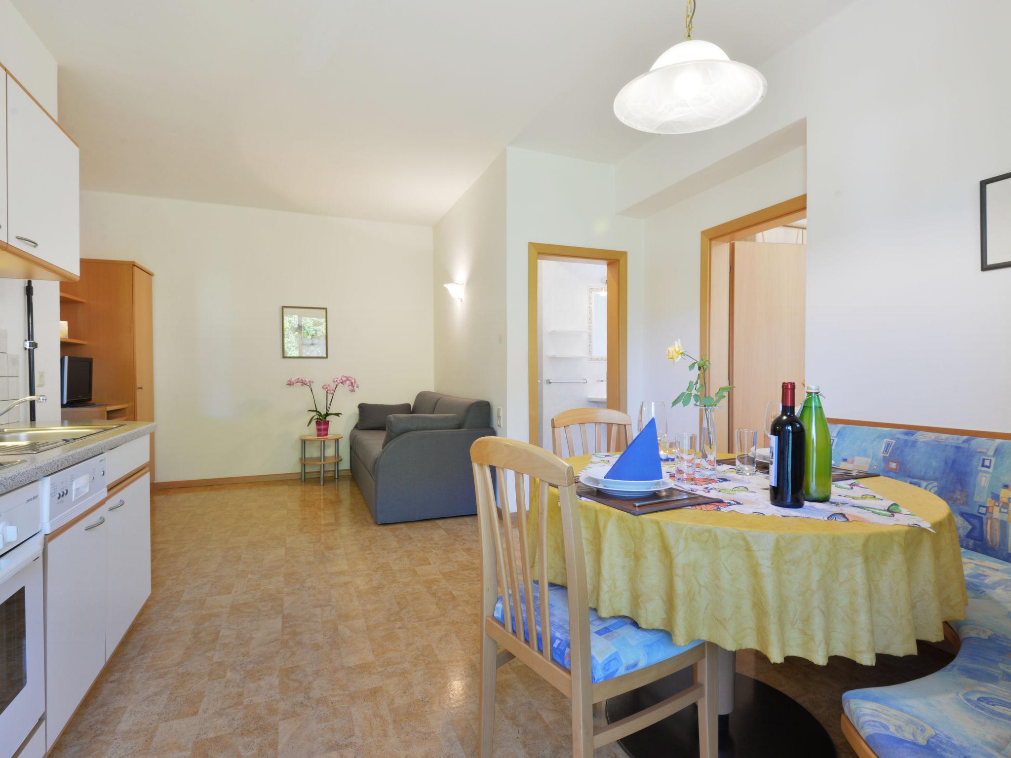 Photo 7 - 1 bedroom Apartment in Andriano with swimming pool and garden