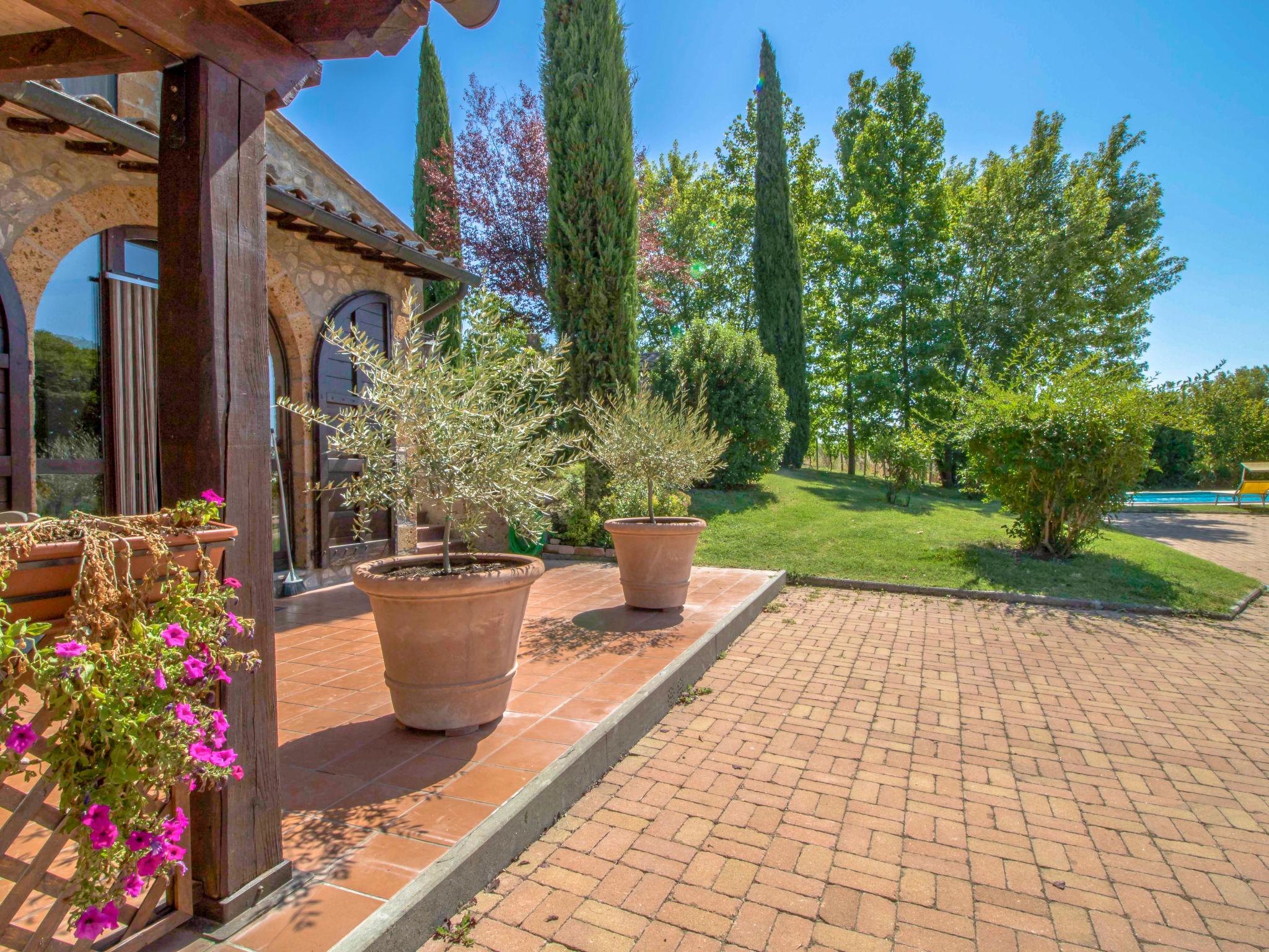 Photo 34 - Maison de 3 chambres à Proceno avec piscine privée et jardin