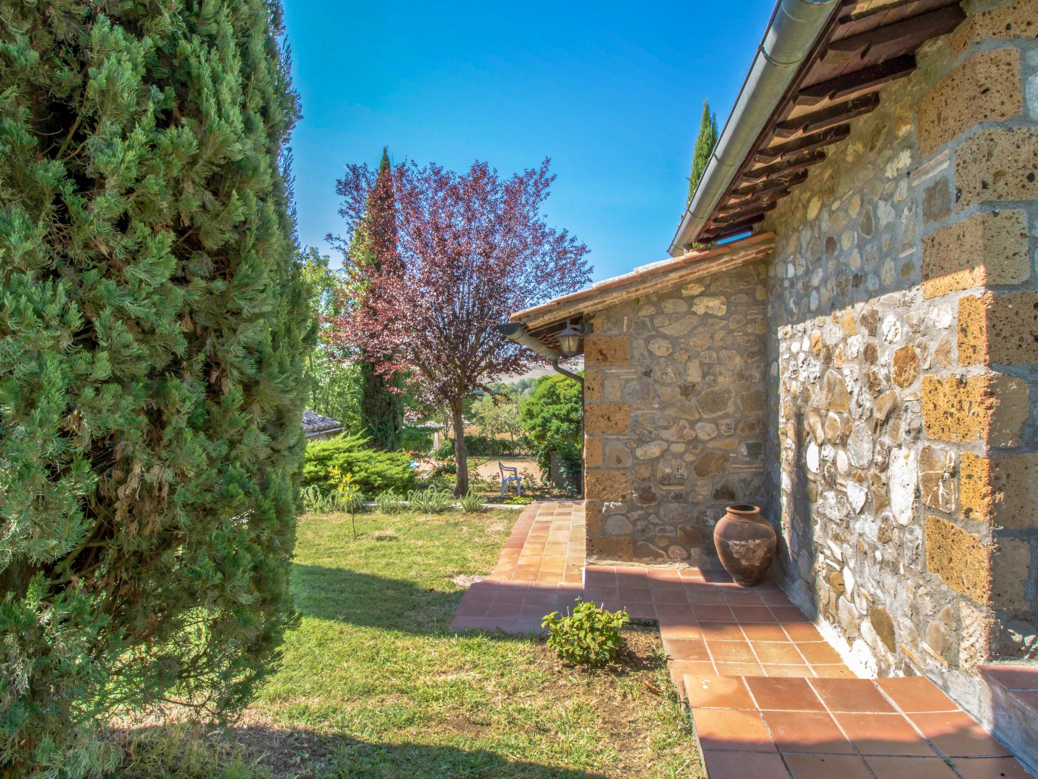 Photo 32 - Maison de 3 chambres à Proceno avec piscine privée et jardin