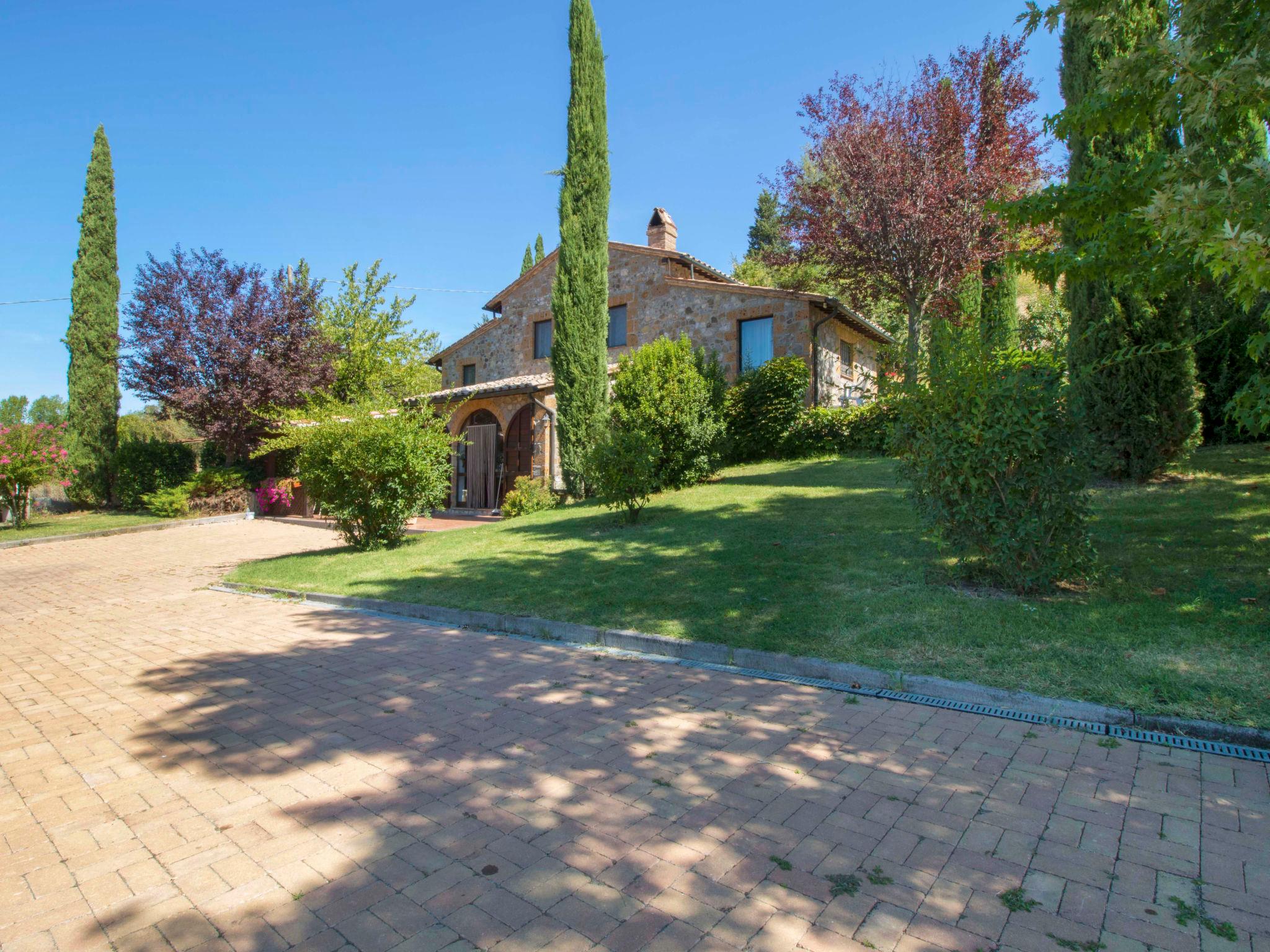 Photo 28 - Maison de 3 chambres à Proceno avec piscine privée et jardin