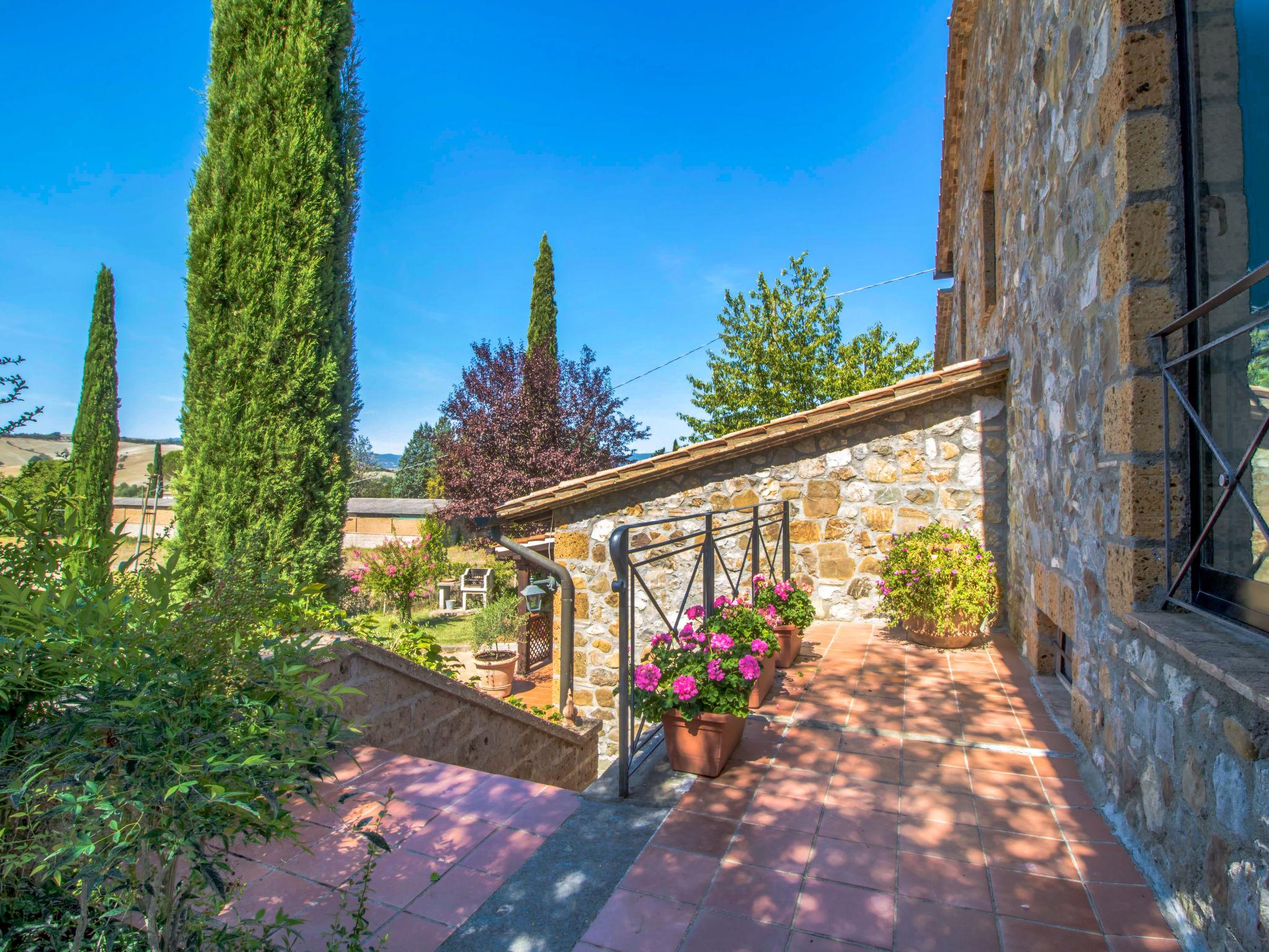 Photo 30 - Maison de 3 chambres à Proceno avec piscine privée et jardin