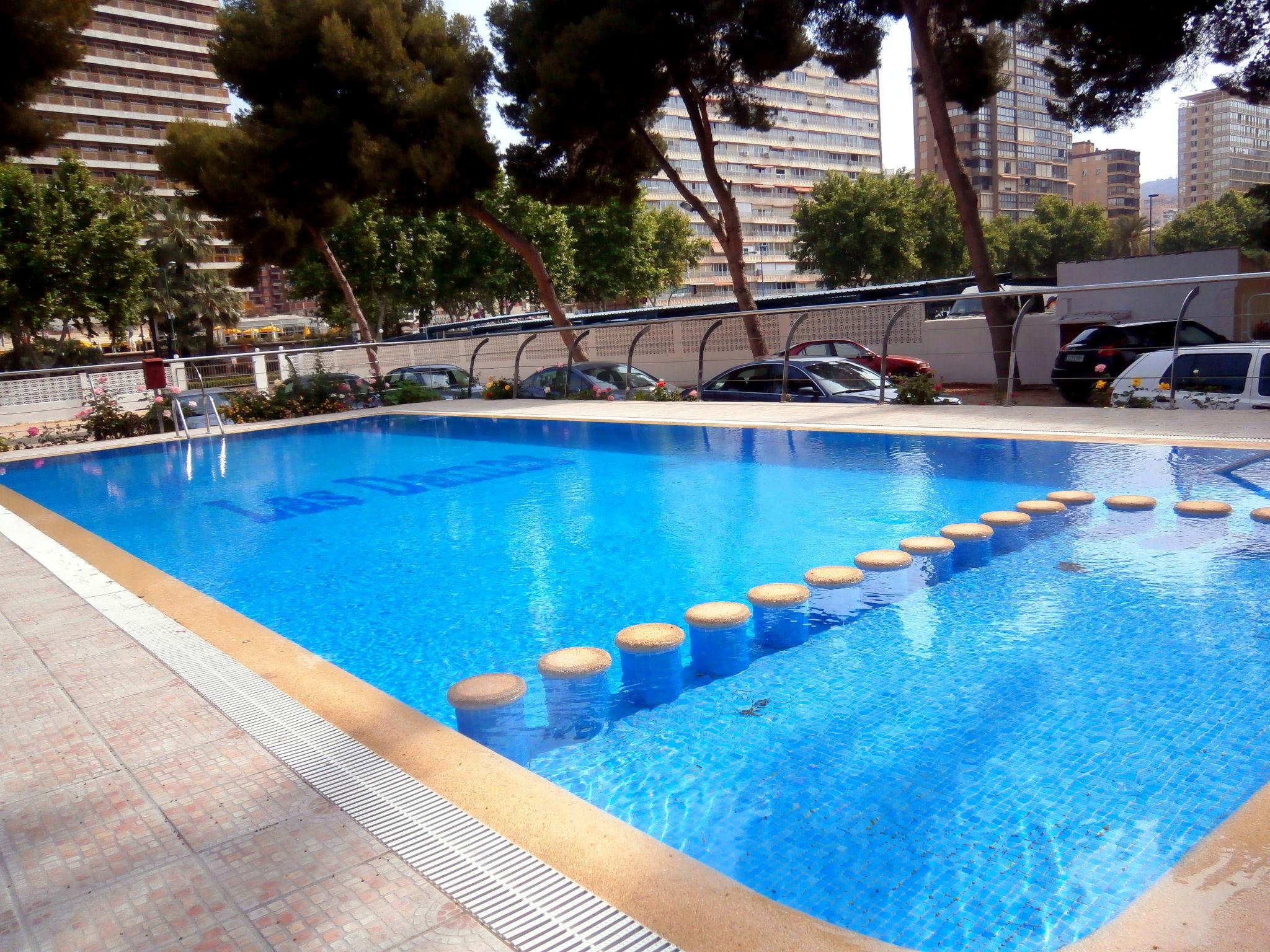 Foto 13 - Apartamento de 2 habitaciones en Benidorm con piscina privada y vistas al mar