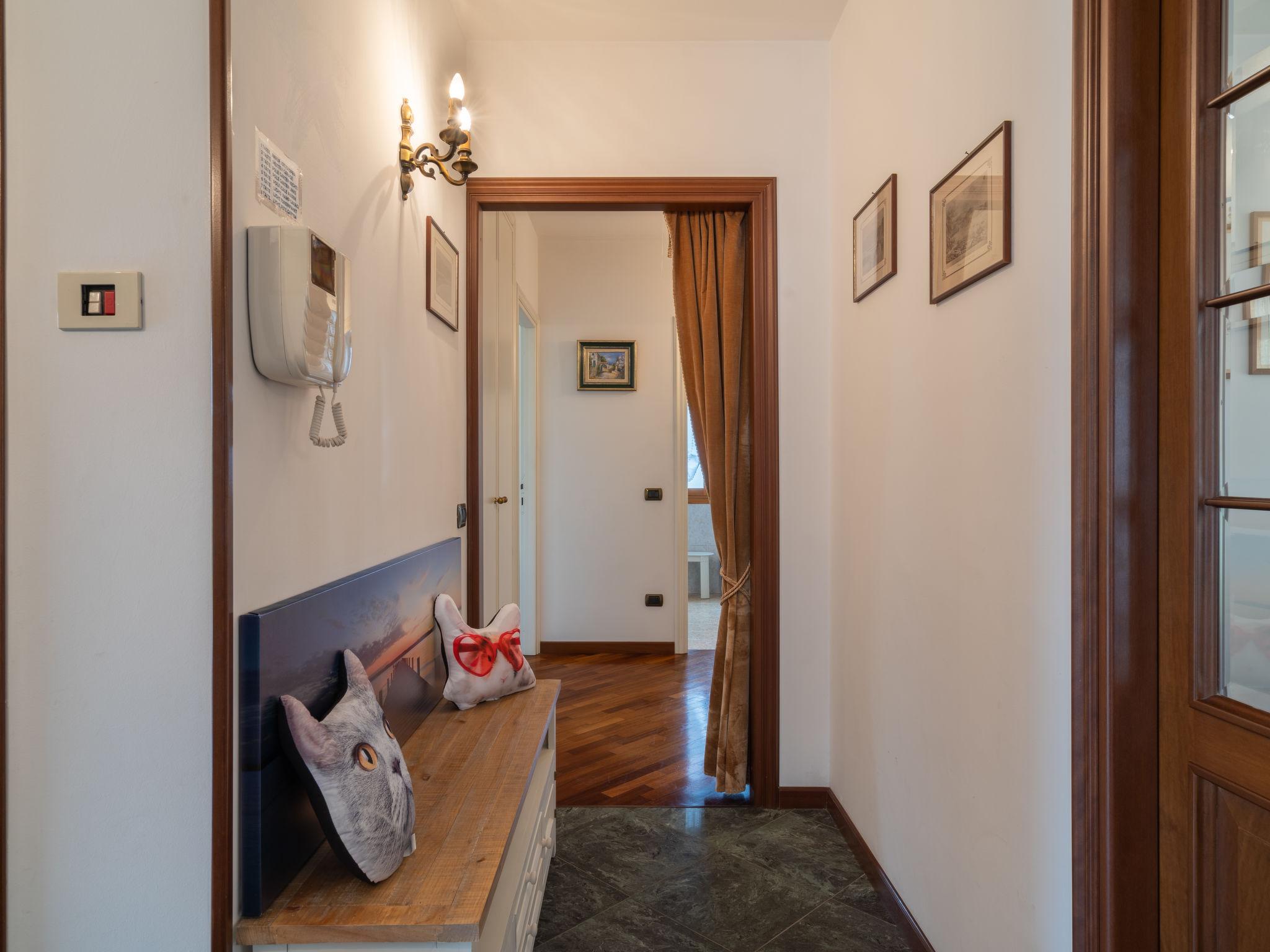 Photo 14 - Maison de 2 chambres à Diano Castello avec jardin et vues à la mer