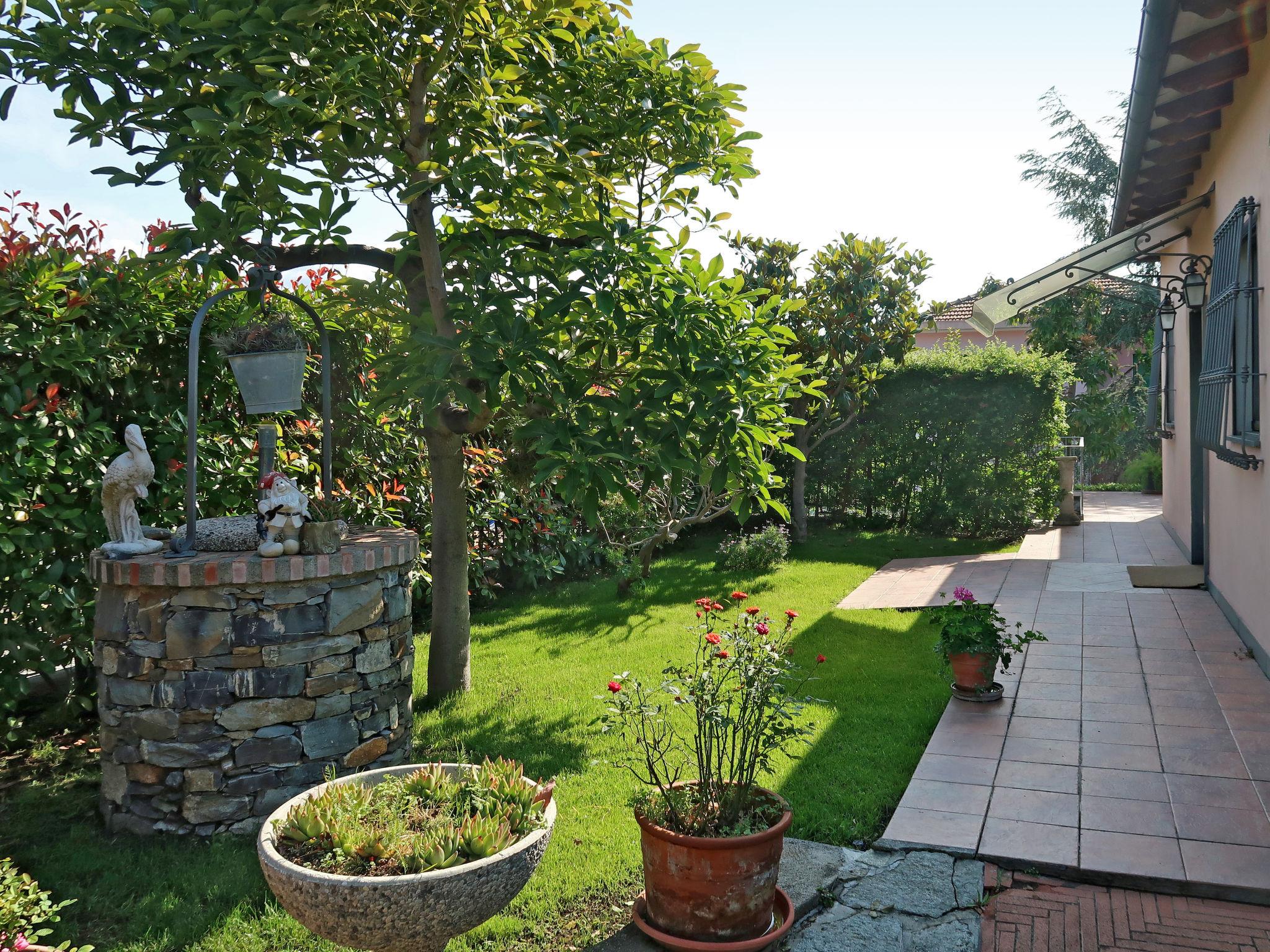 Photo 18 - Maison de 2 chambres à Diano Castello avec jardin et terrasse