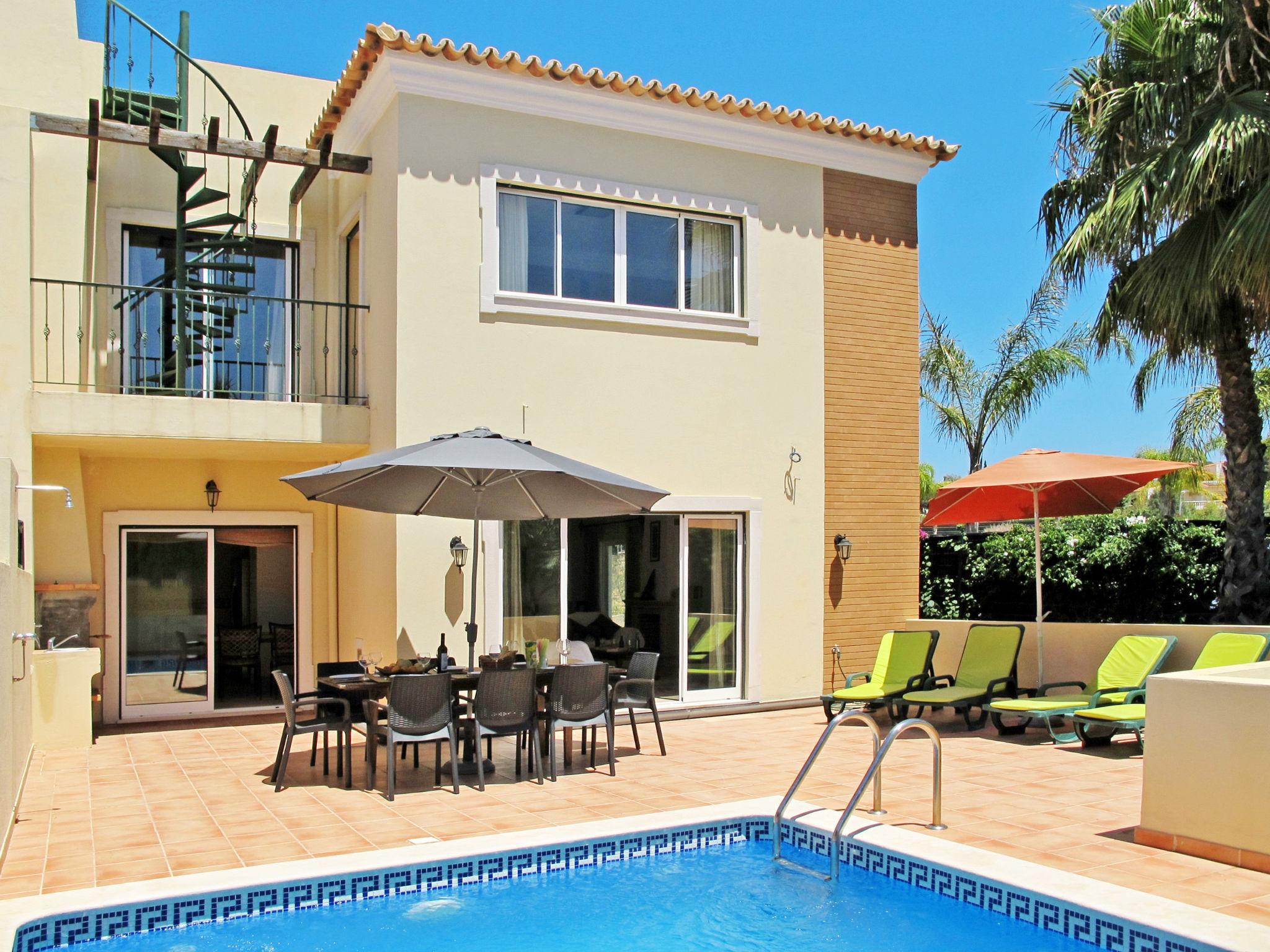 Photo 2 - Maison de 4 chambres à Faro avec piscine privée et vues à la mer