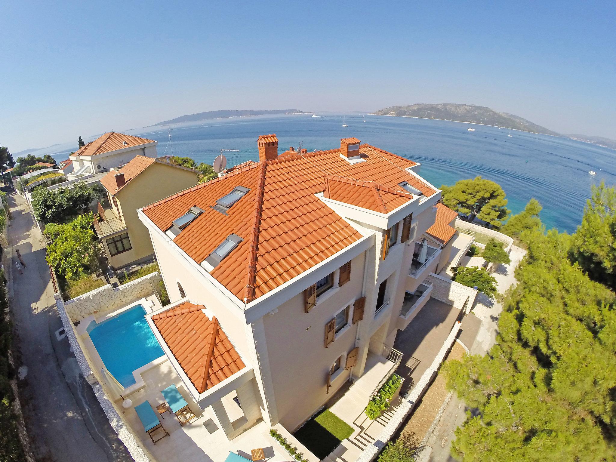 Photo 33 - 5 bedroom House in Okrug with private pool and sea view