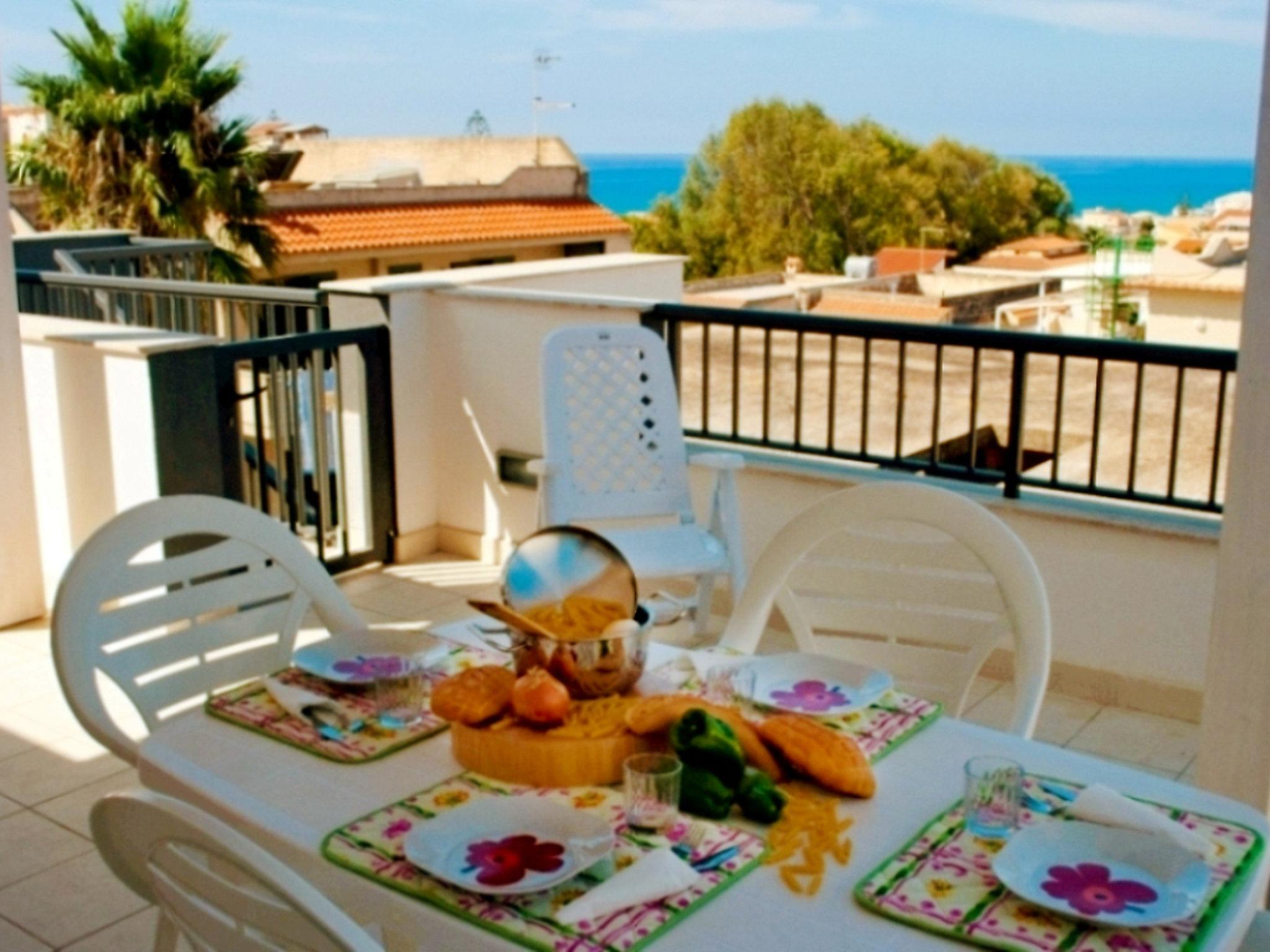 Photo 1 - Appartement de 1 chambre à Scicli avec terrasse et vues à la mer