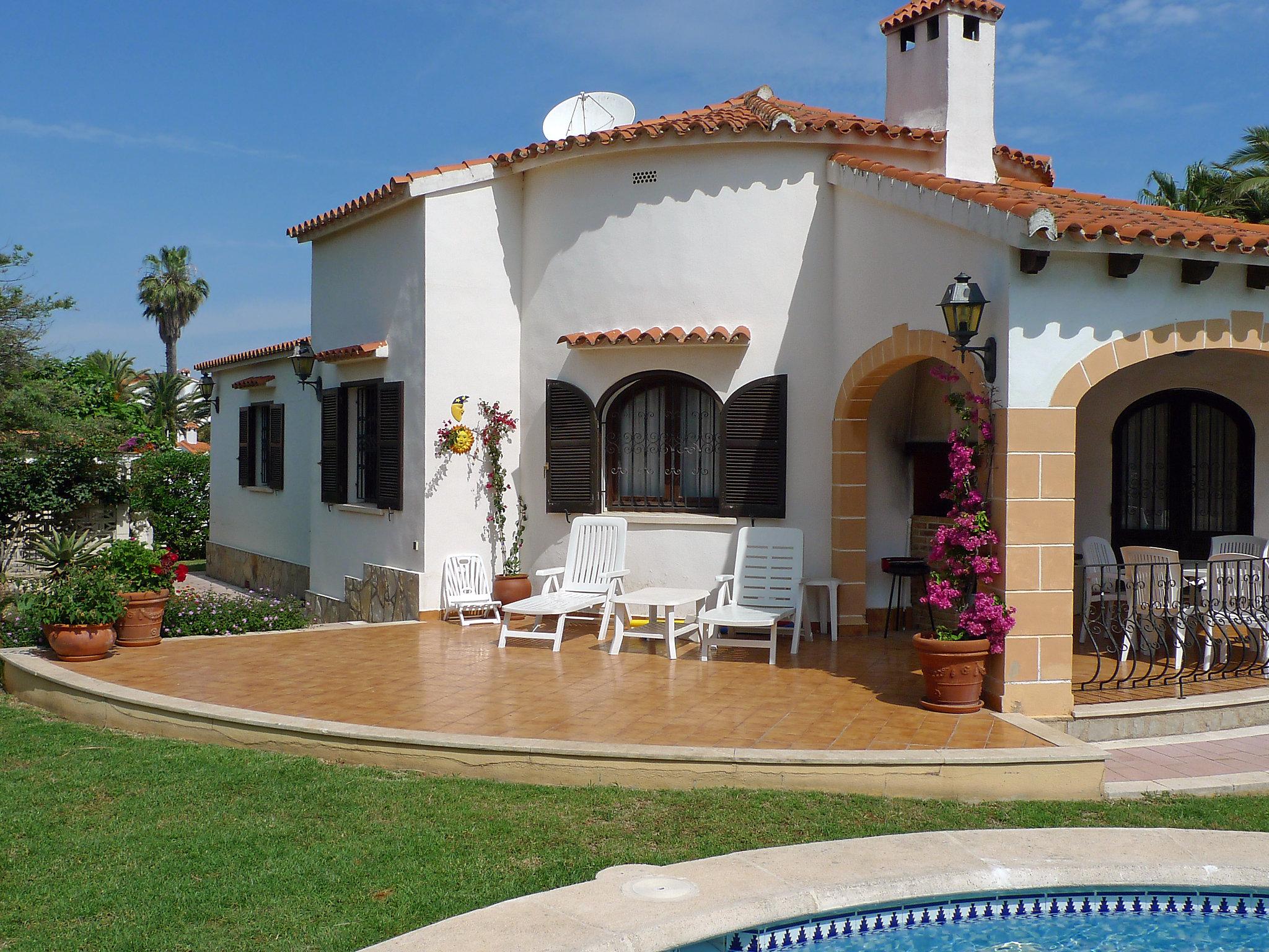 Foto 2 - Casa de 3 habitaciones en Dénia con piscina privada y vistas al mar