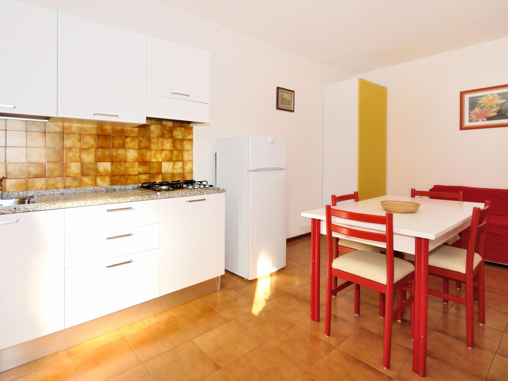 Foto 3 - Apartment mit 1 Schlafzimmer in San Michele al Tagliamento mit garten und blick aufs meer