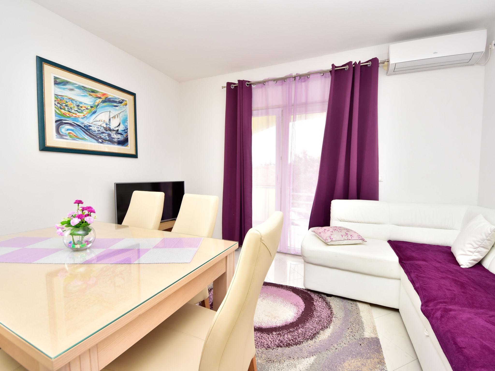 Foto 6 - Apartamento de 2 habitaciones en Vrsi con terraza y vistas al mar