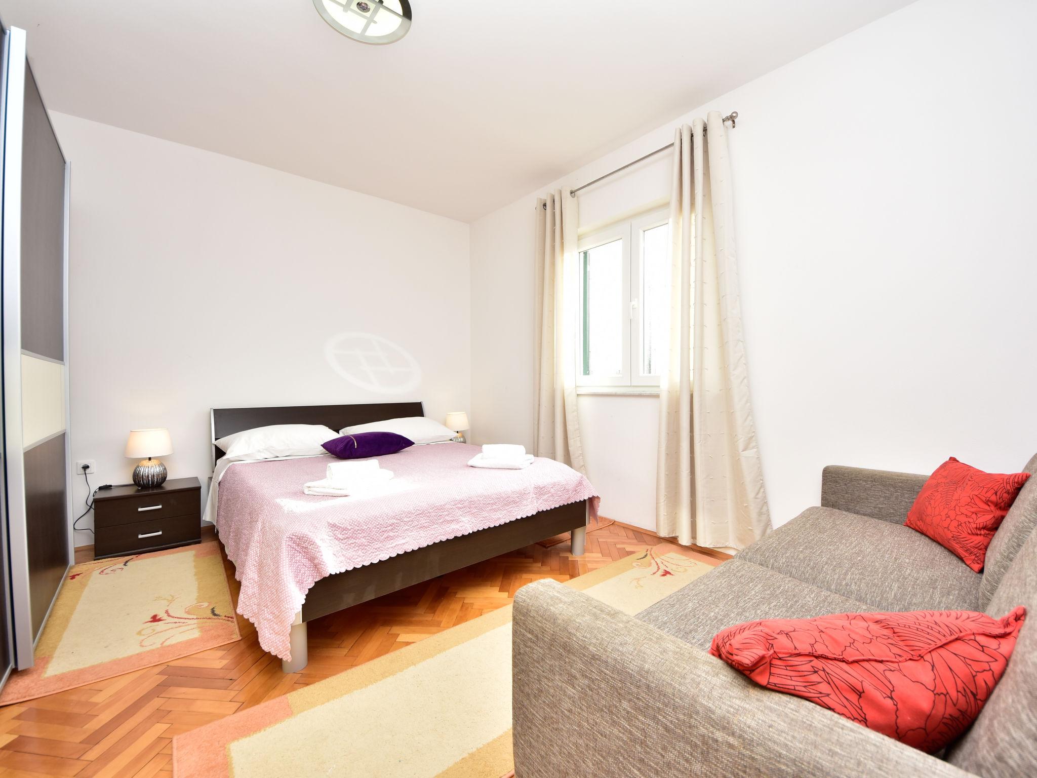 Foto 4 - Appartamento con 2 camere da letto a Vrsi con terrazza e vista mare