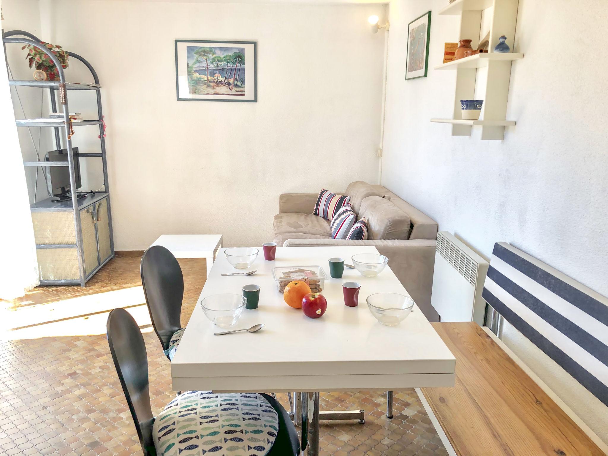 Photo 2 - Appartement de 1 chambre à Agde avec jardin et vues à la mer
