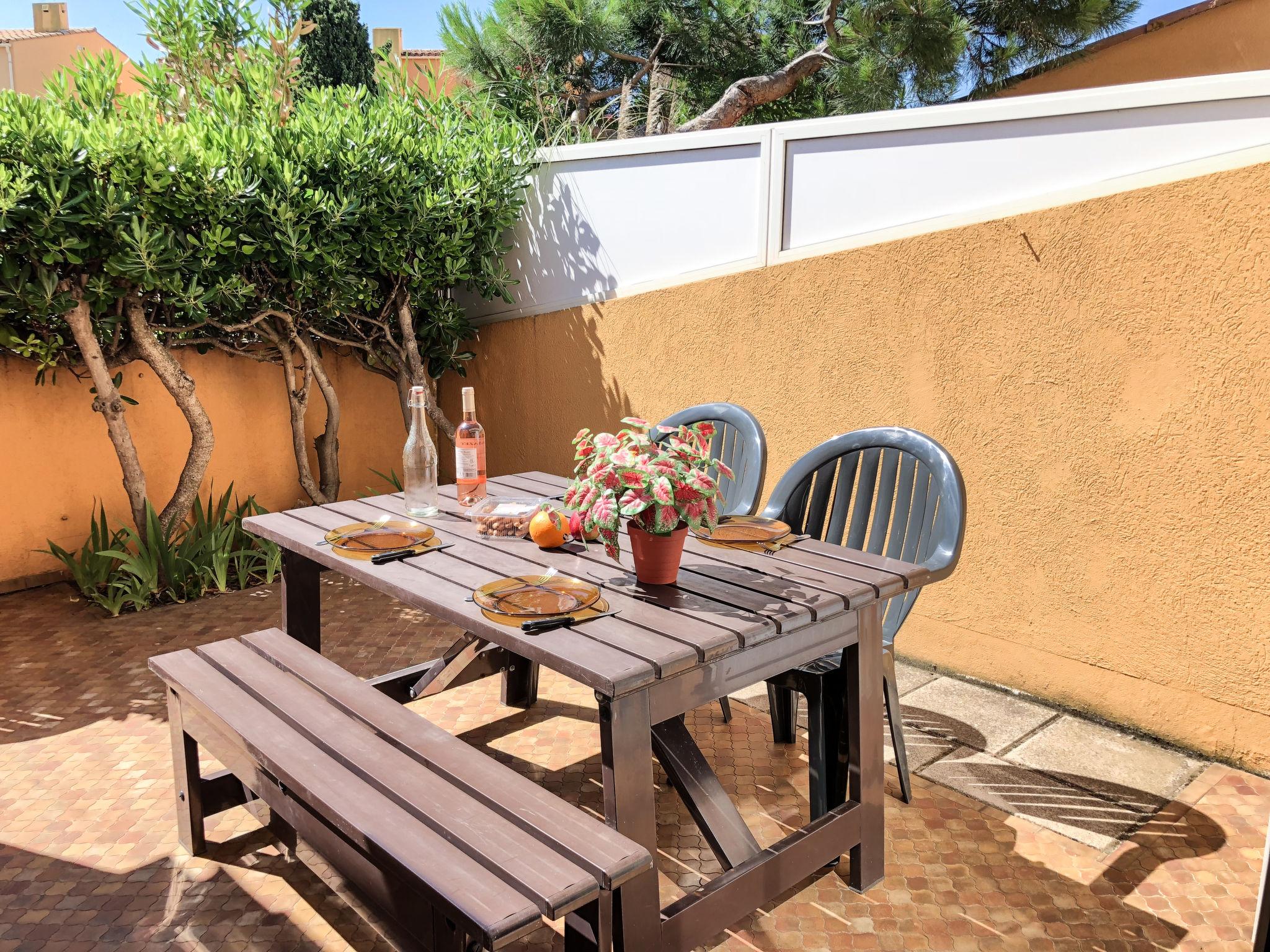 Photo 1 - 1 bedroom Apartment in Agde with garden and terrace