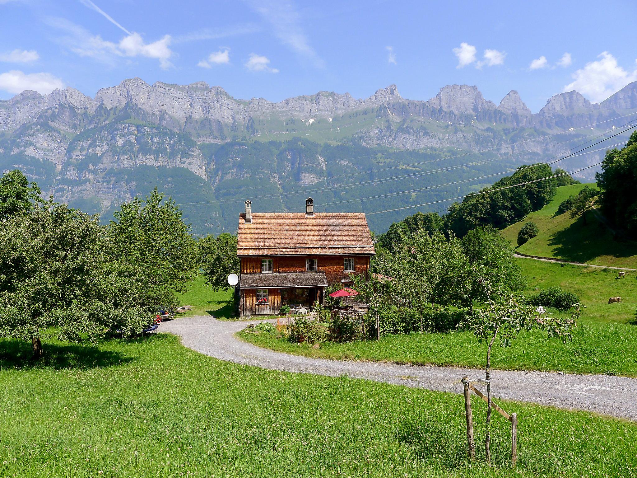 Foto 1 - Appartamento con 1 camera da letto a Quarten con giardino e vista sulle montagne